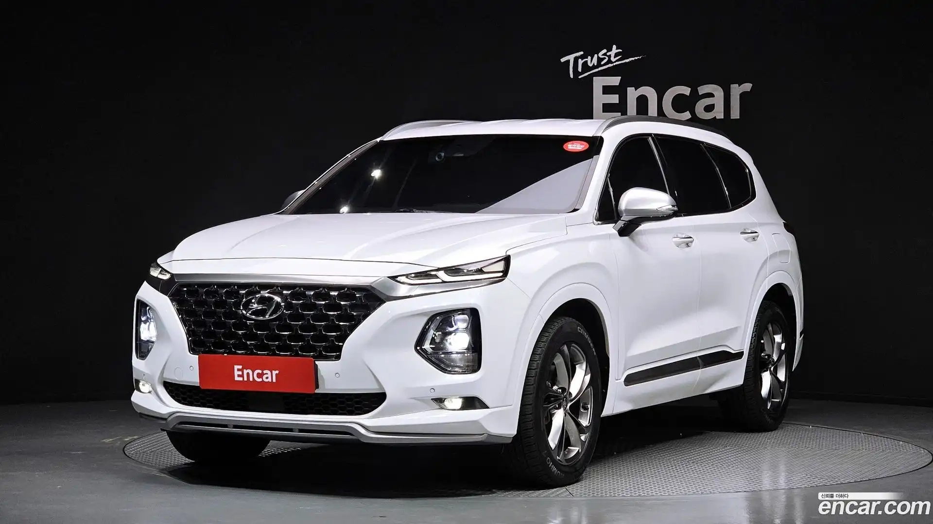 Santafe Hyundai 2018.7-OUTER-001