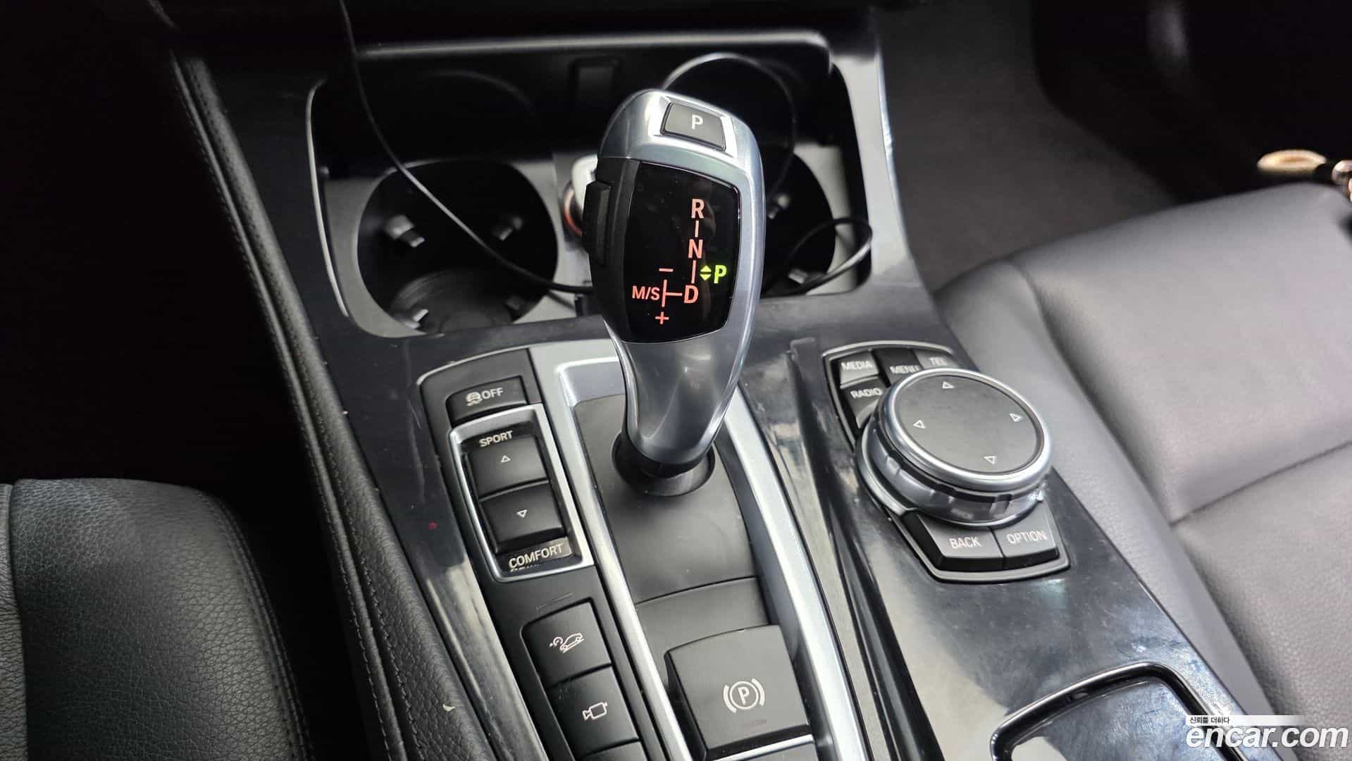 5-Series BMW 2016.4-INNER-009