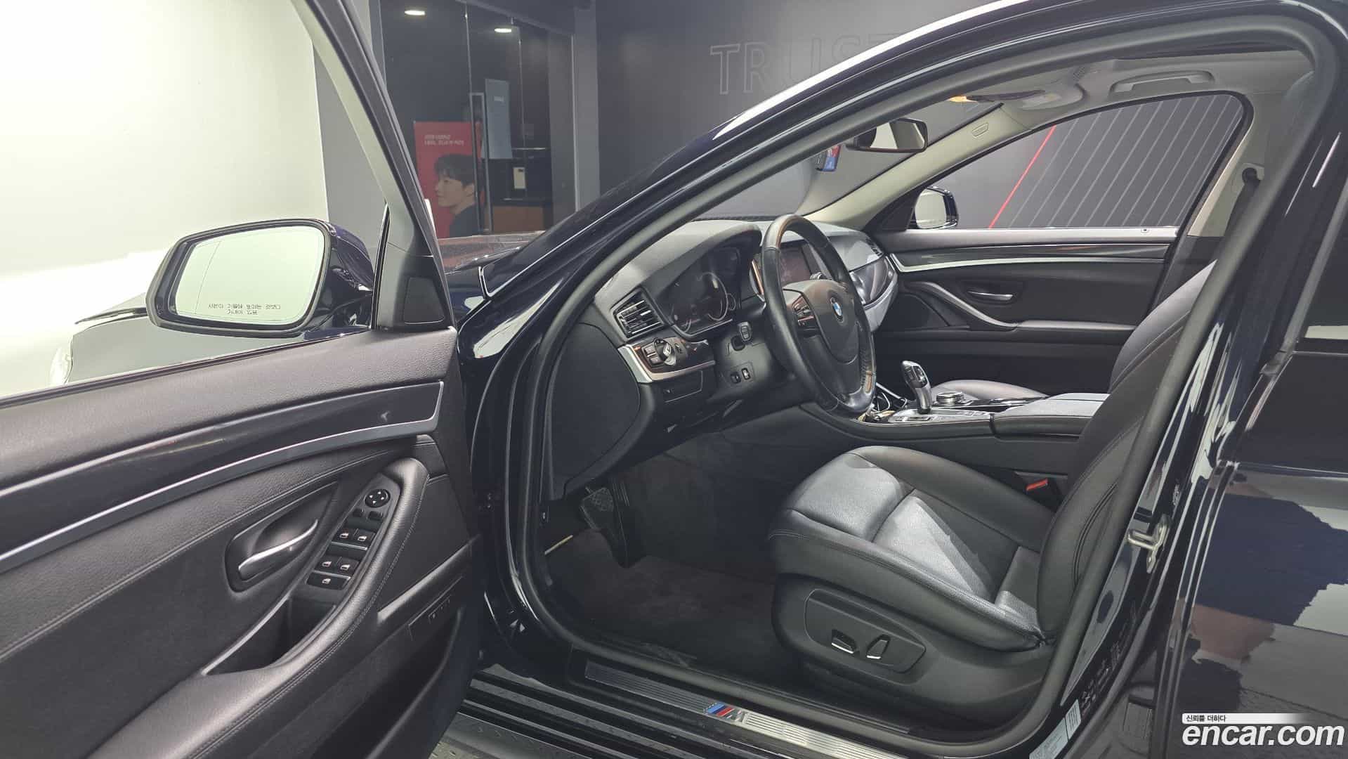 5-Series BMW 2016.4-INNER-010