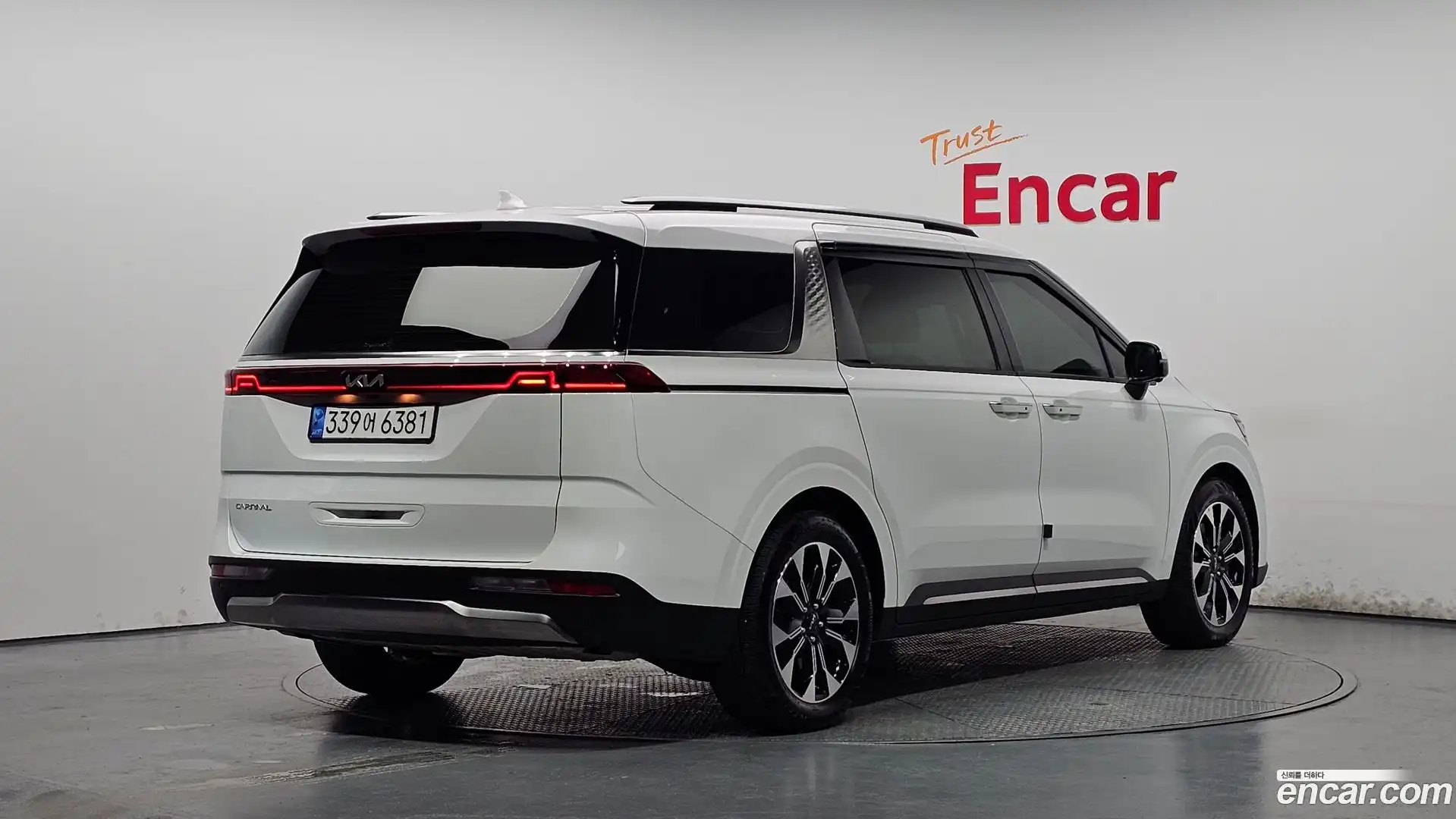 Canival Kia 2023.0-OUTER-002