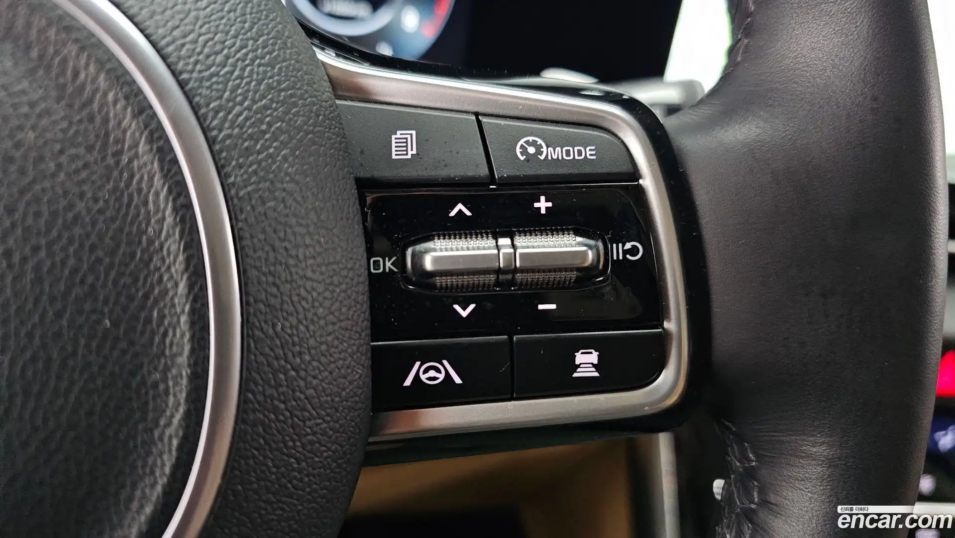 Canival Kia 2023.0-OPTION-041