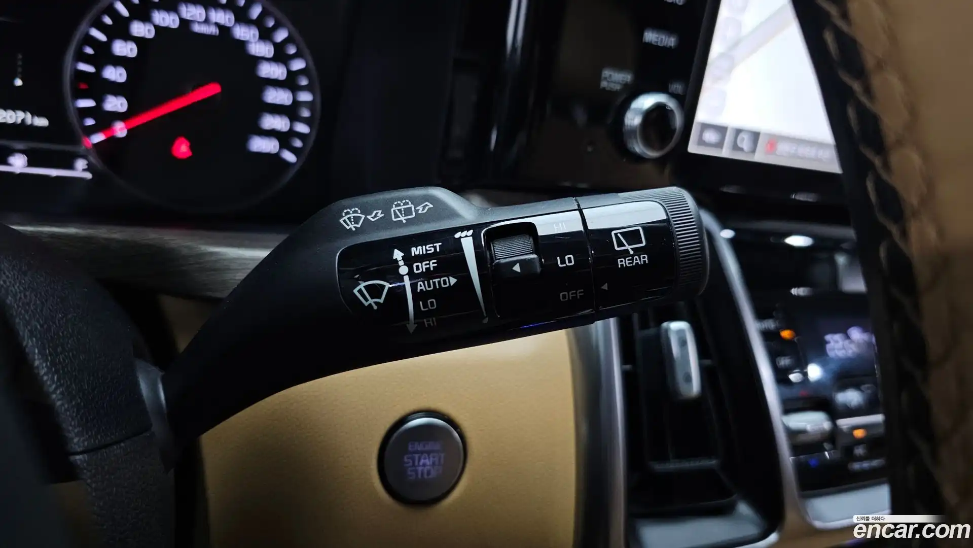 Sorento Kia 2020.4-OPTION-041