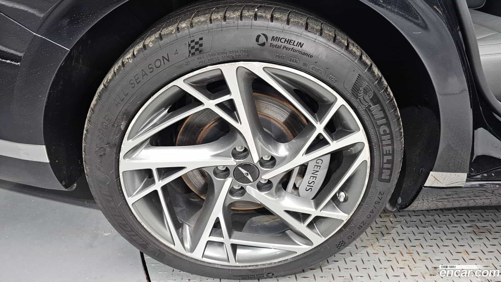 G90 Genesis 2022.9-OUTER-005