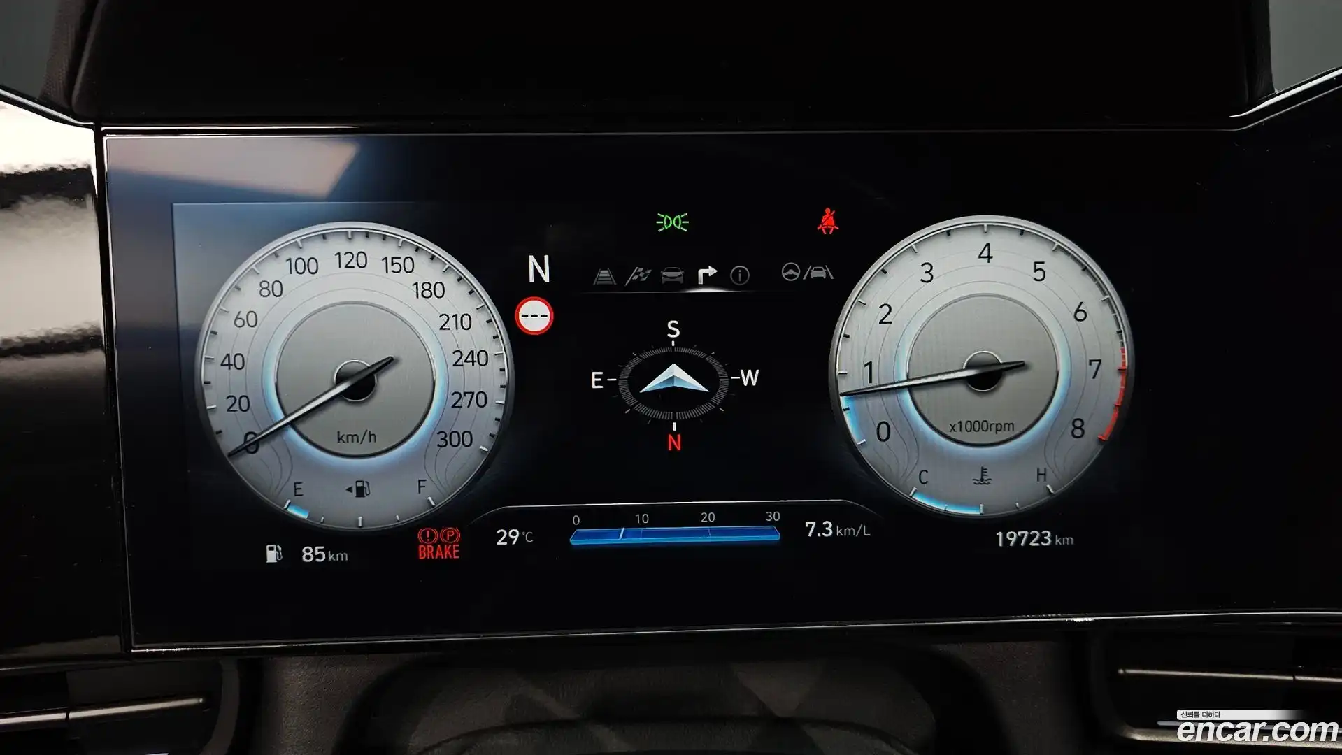 AVANTE Hyundai 2024.3-INNER-008