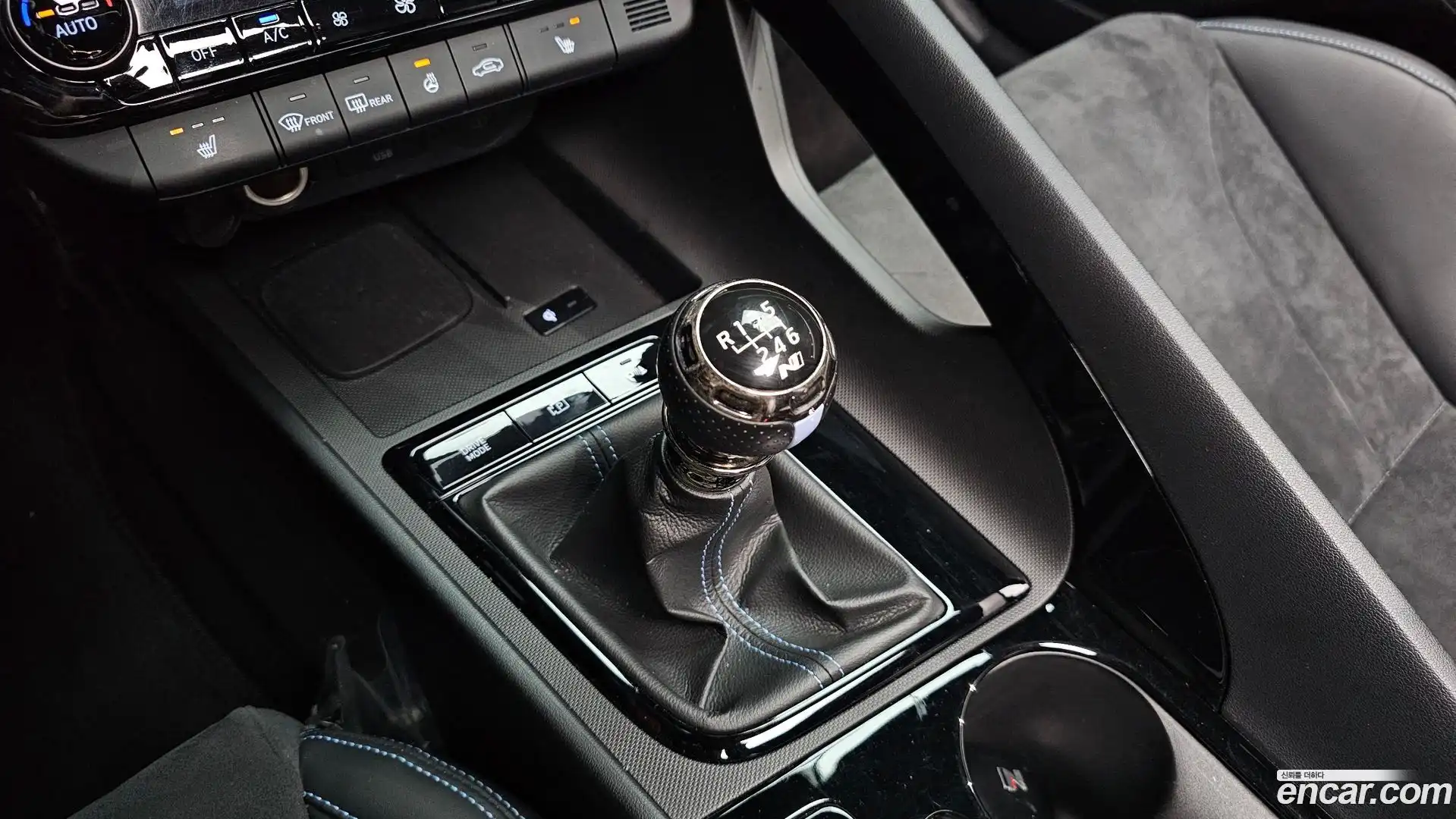 AVANTE Hyundai 2024.3-INNER-009