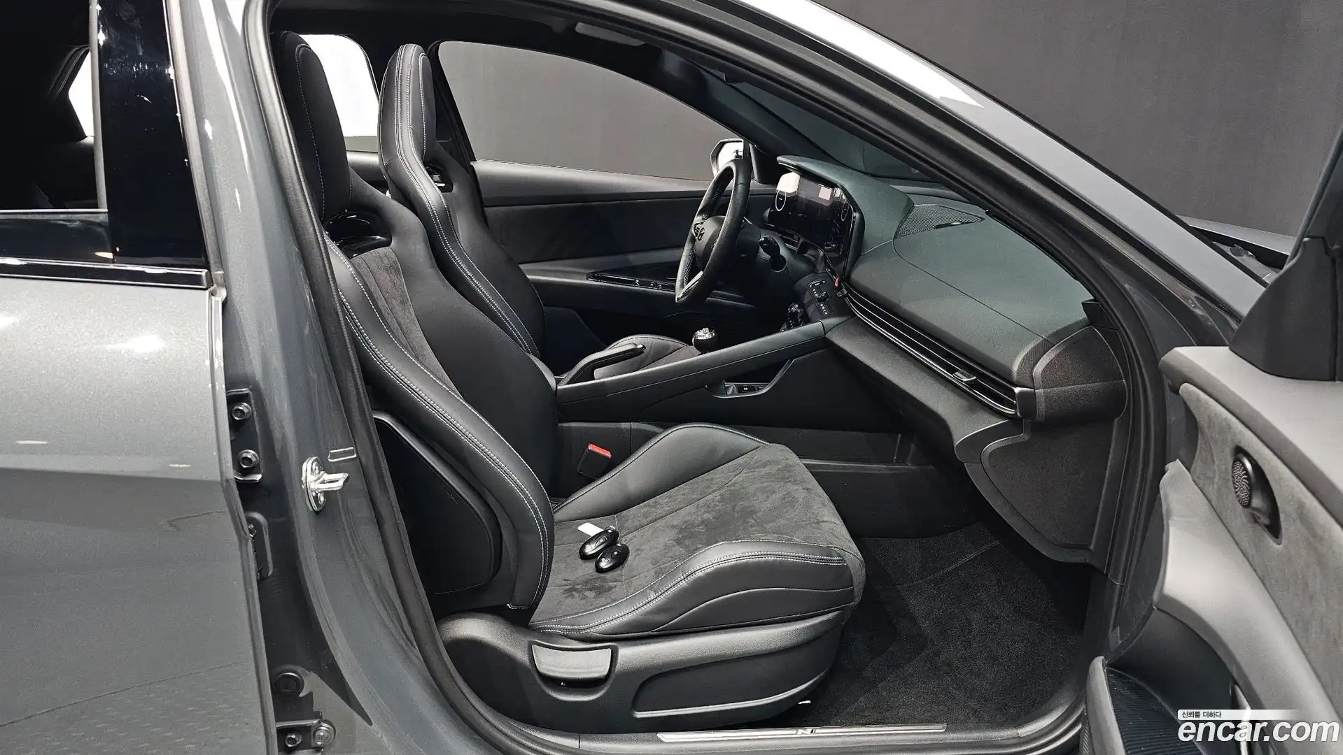 AVANTE Hyundai 2024.3-INNER-036