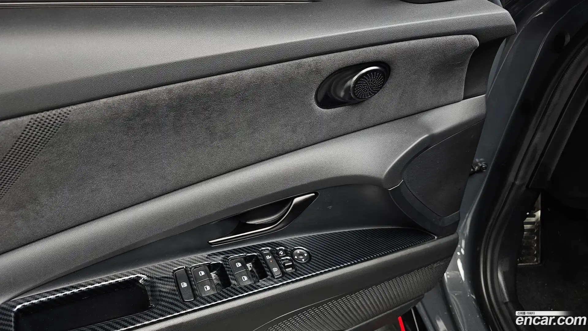 AVANTE Hyundai 2024.3-OPTION-046