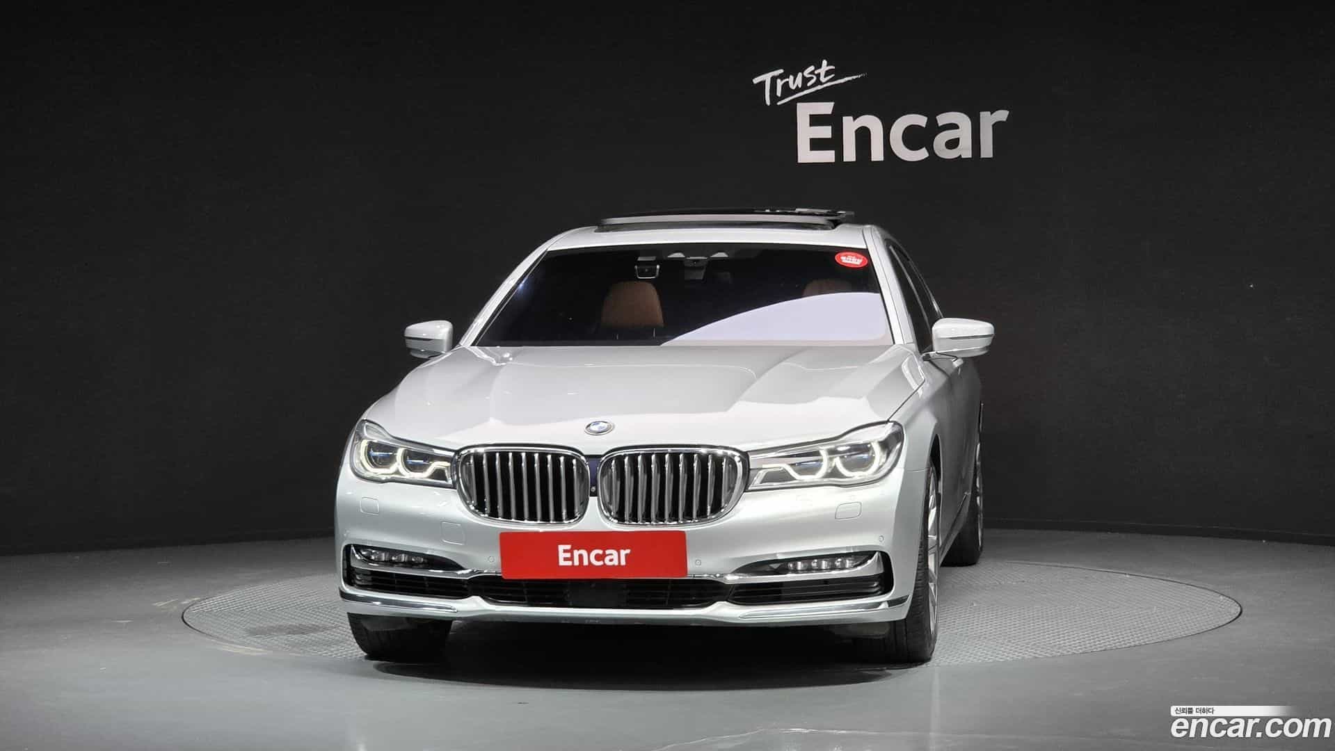 7-Series BMW 2018.6-OUTER-003