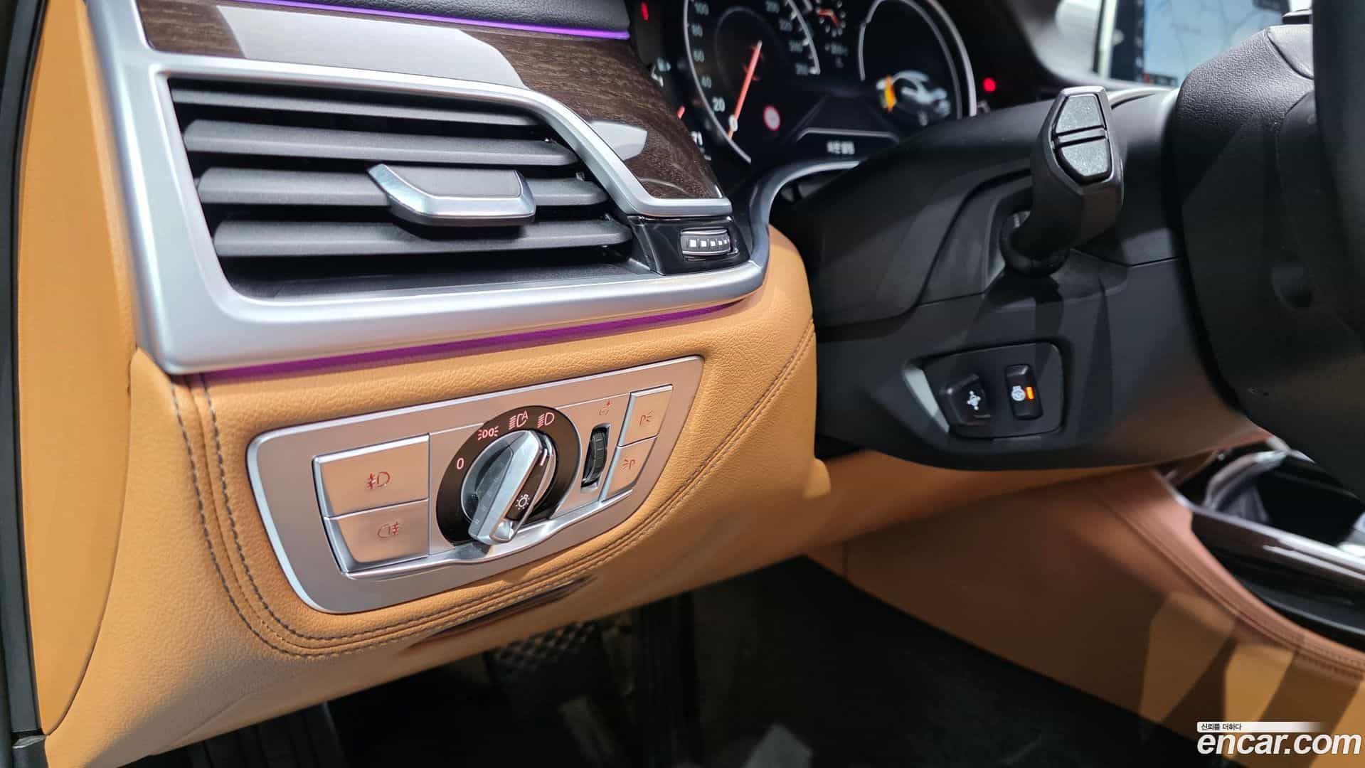 7-Series BMW 2018.6-OPTION-016