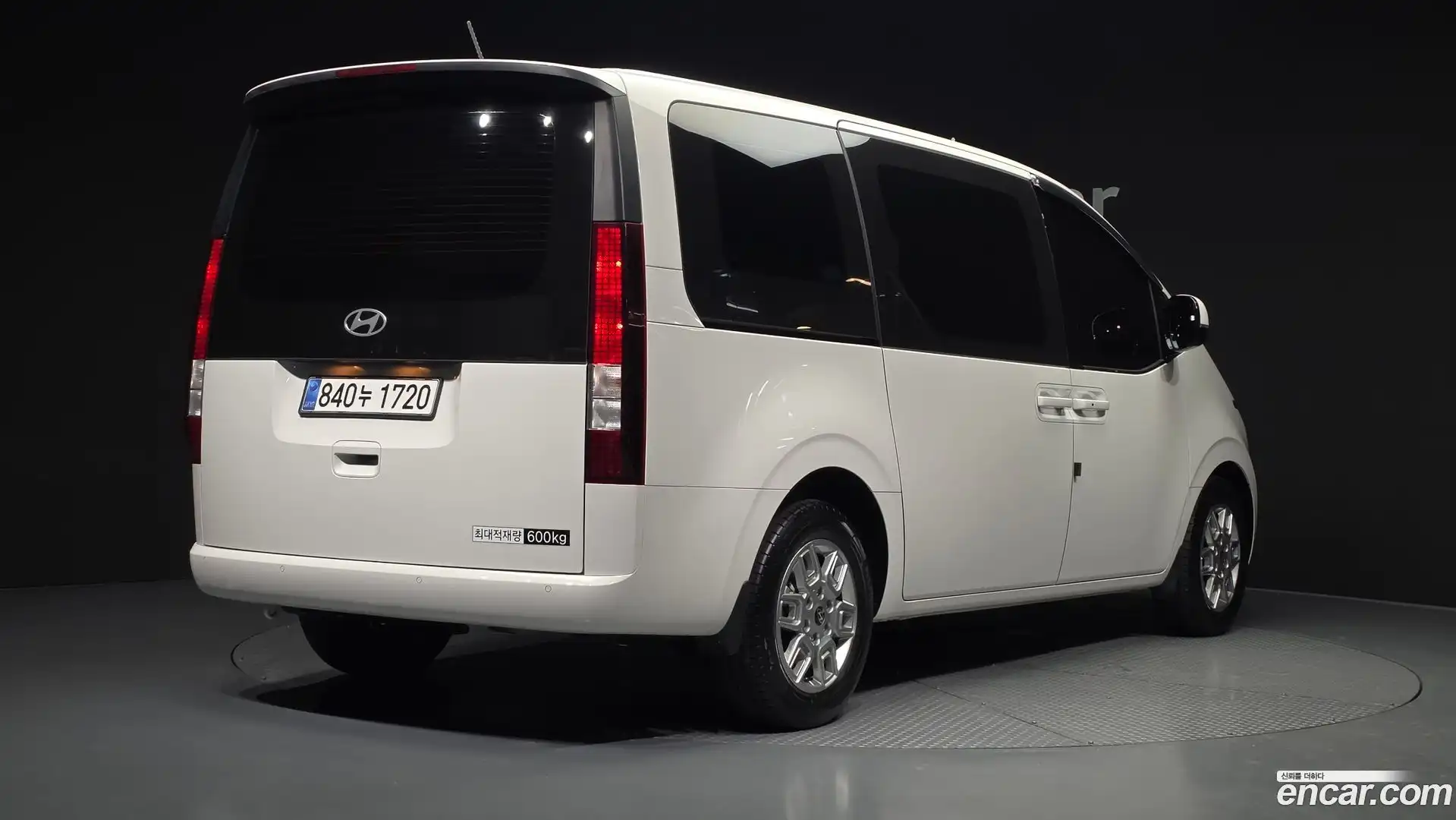 Staria Hyundai 2025.3-OUTER-002