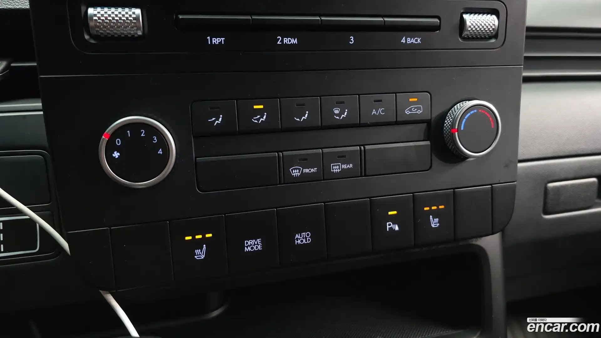 Staria Hyundai 2025.3-OPTION-021