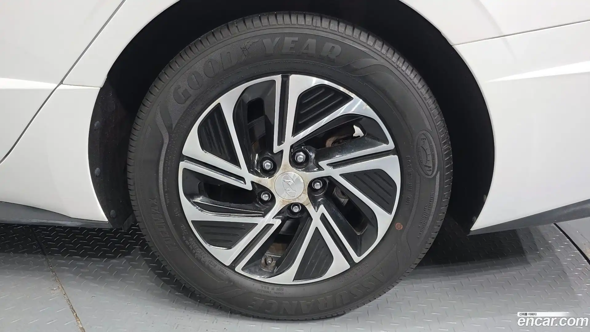 Sonata Hyundai 2022.3-OUTER-031