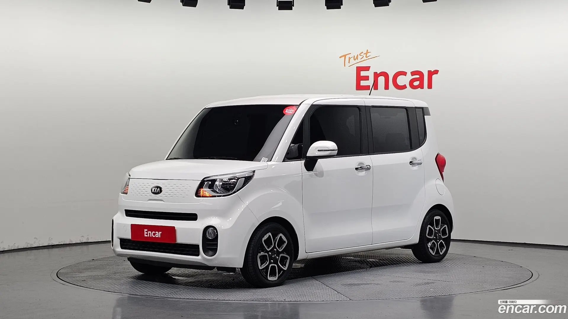 Main__Slider__Photo:RAY Kia 2019.5-0
