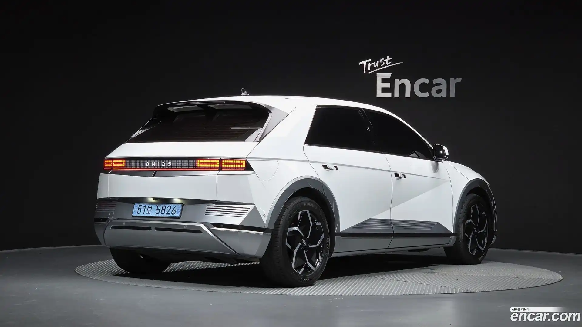 Ioniq5 Hyundai 2021.5-OUTER-002