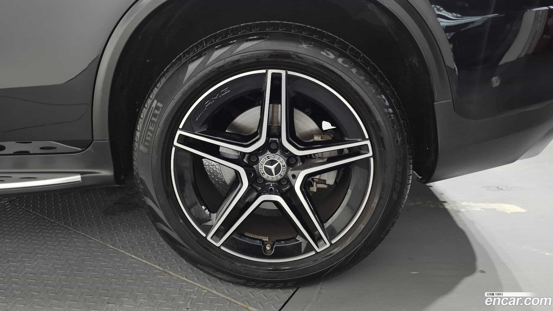 GLC-Class Mercedes-Benz 2022.5-OUTER-031