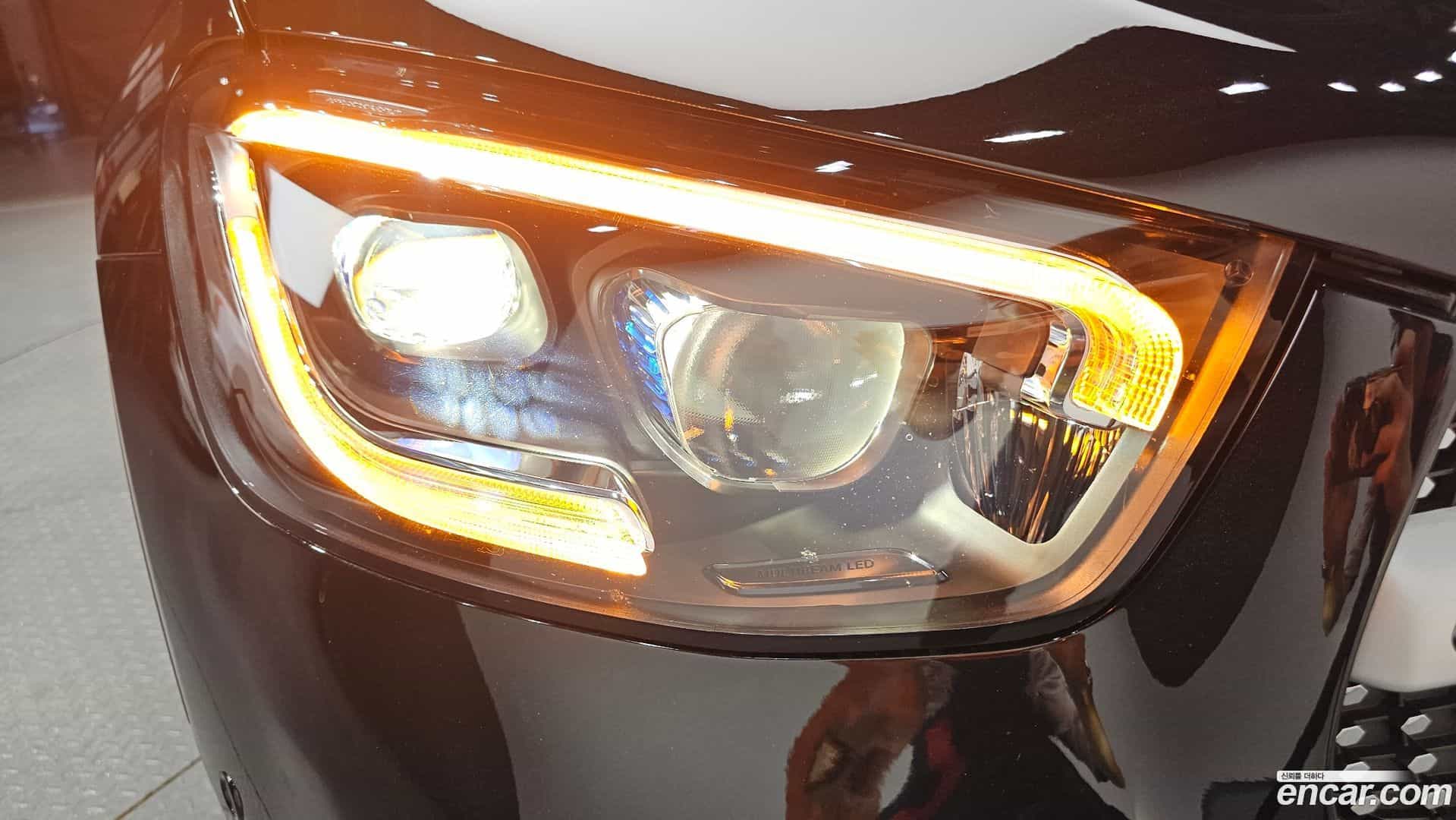 GLC-Class Mercedes-Benz 2022.5-OUTER-032