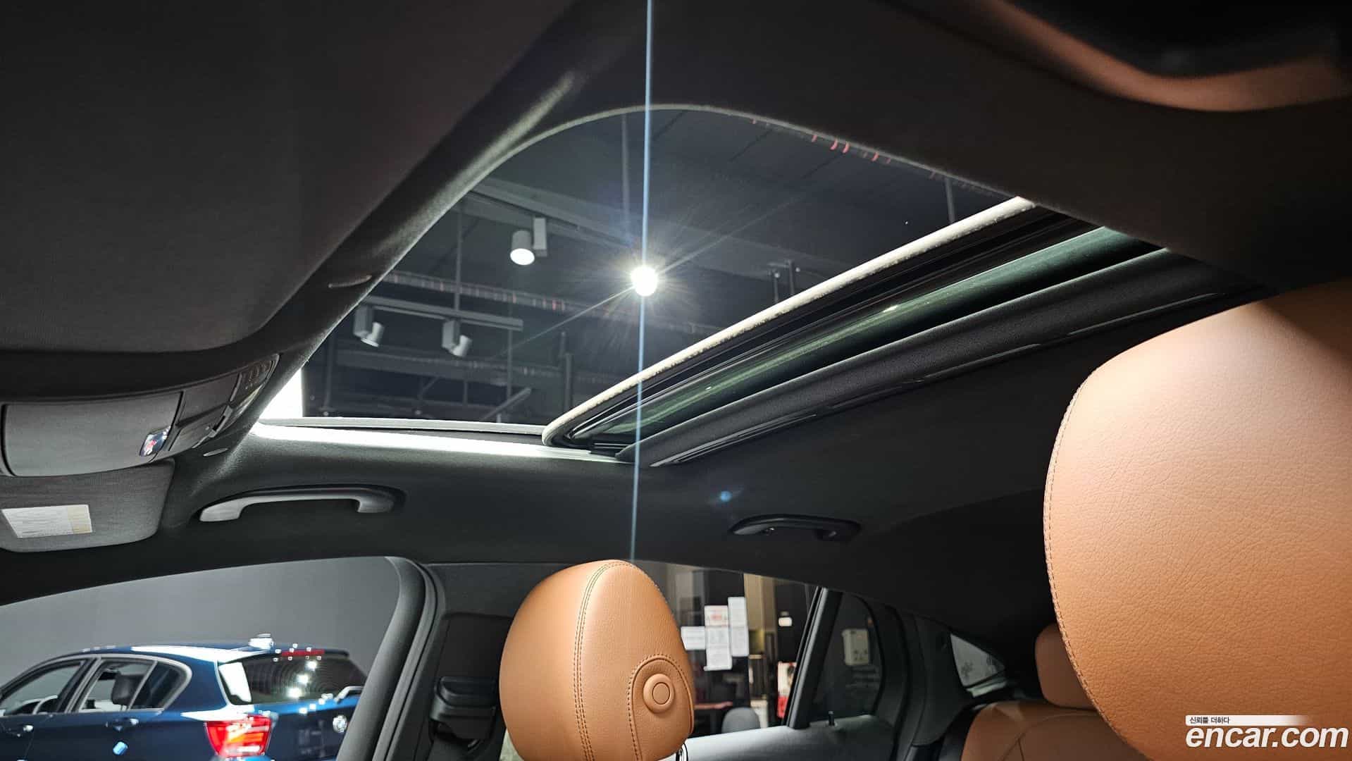GLC-Class Mercedes-Benz 2022.5-OPTION-042