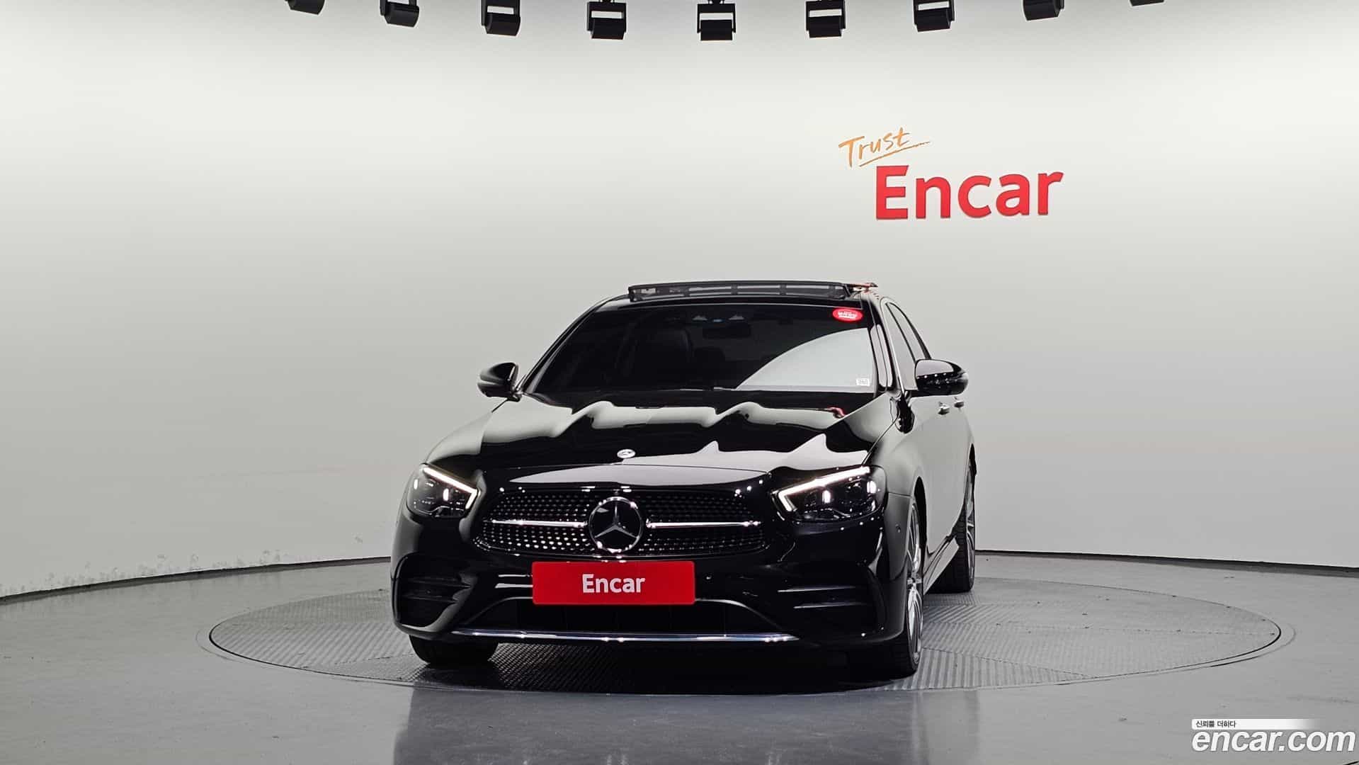 E-Class Mercedes-Benz 2022.4-OUTER-003