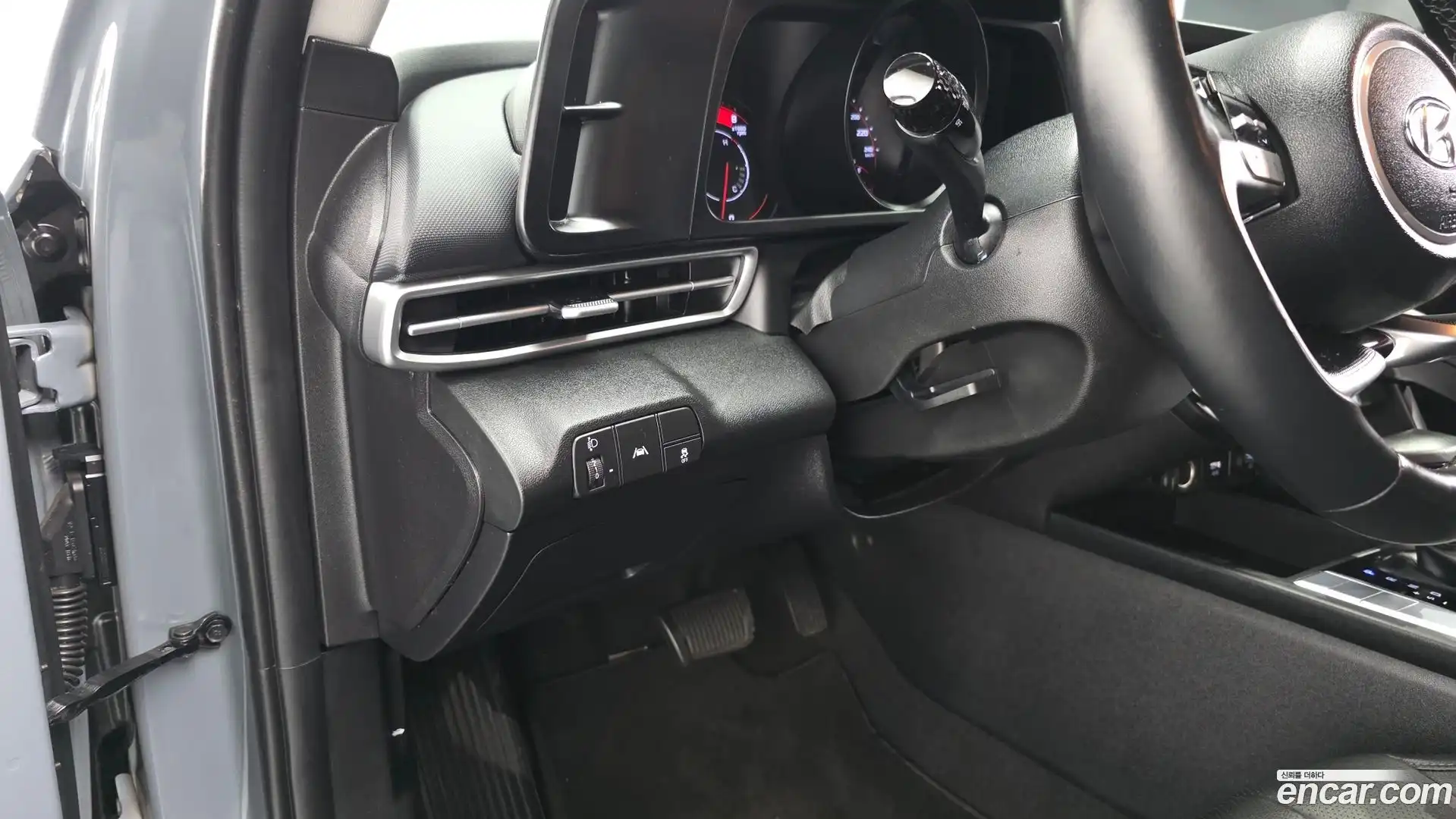 AVANTE Hyundai 2021.10-OPTION-017