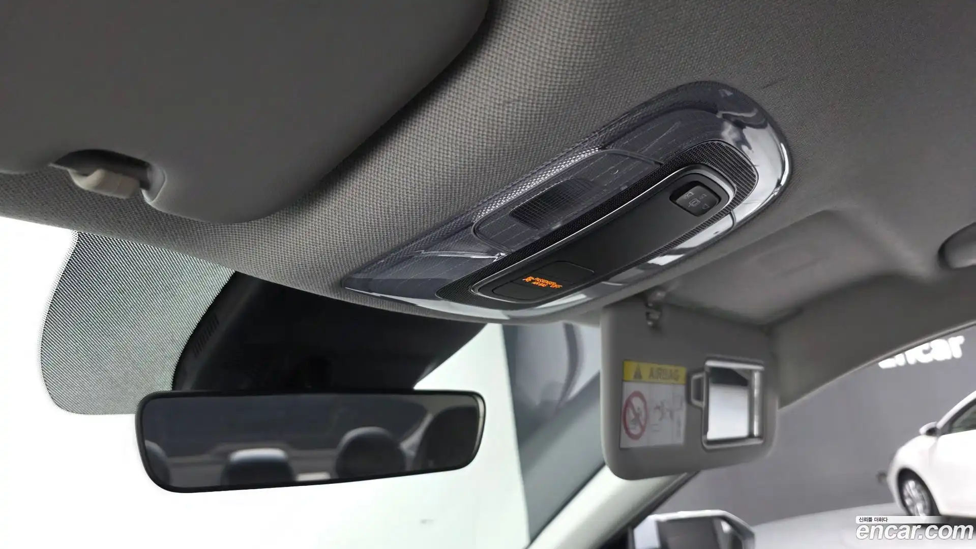 AVANTE Hyundai 2021.10-OPTION-022