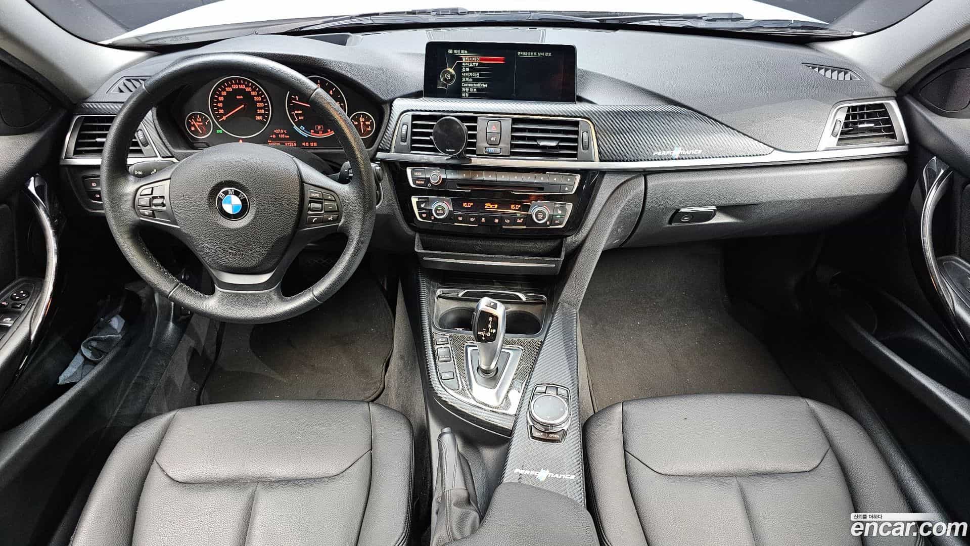 3-Series BMW 2016.4-INNER-007