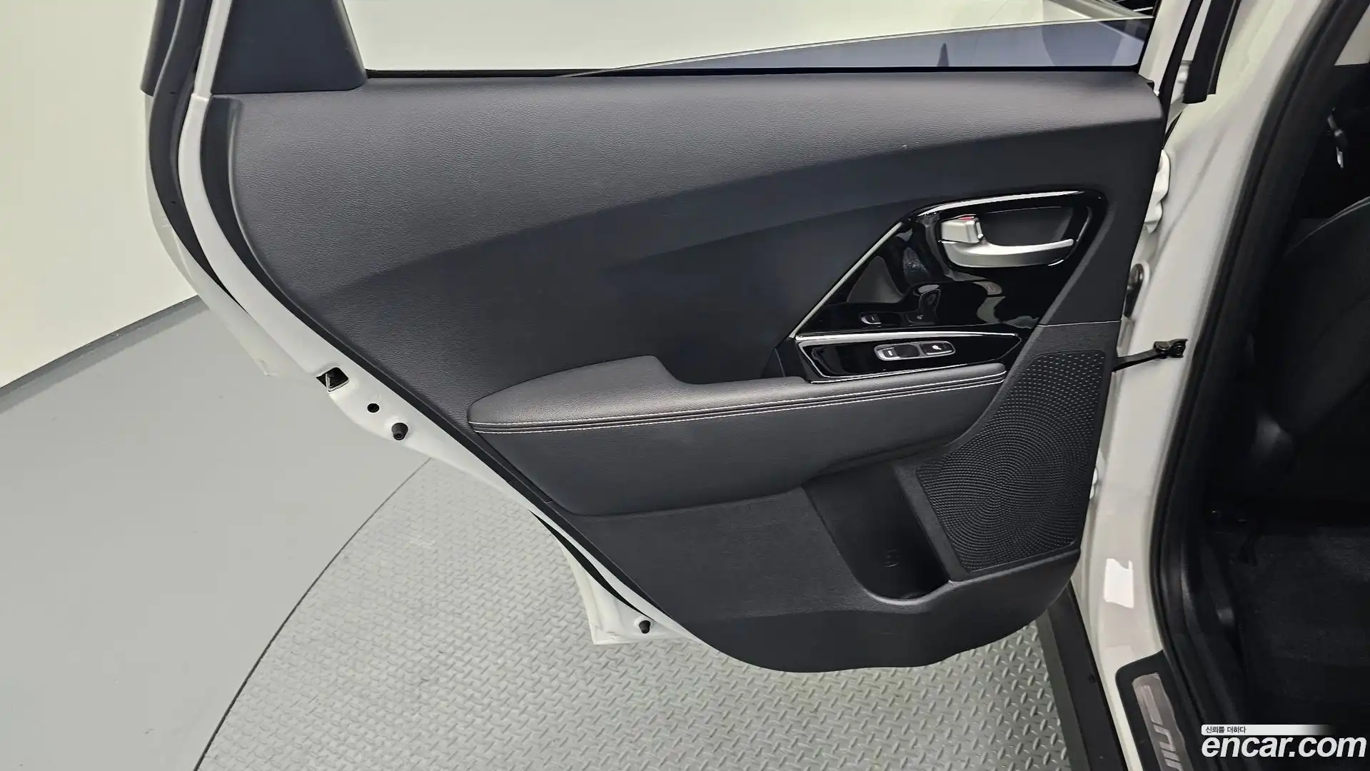 Niro Kia 2021.5-INNER-035