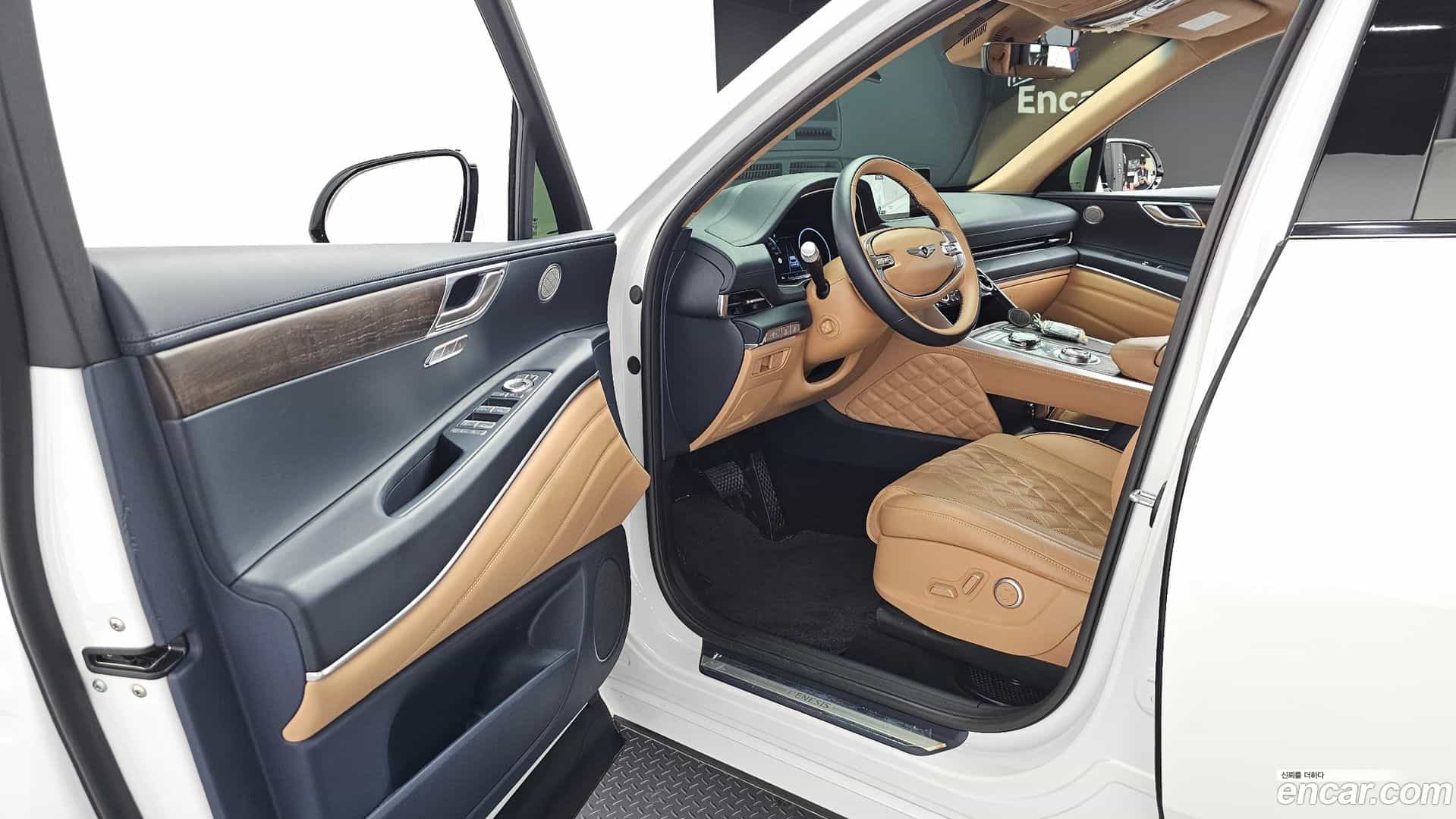GV80 Genesis 2023.1-INNER-010