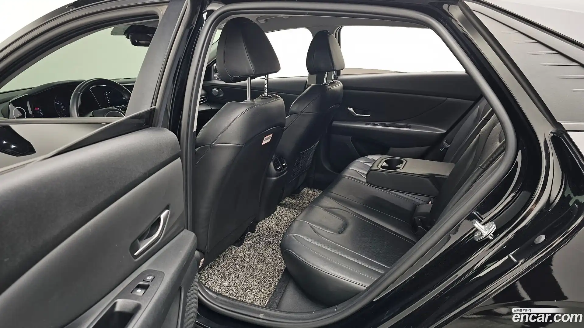AVANTE Hyundai 2022.5-INNER-036