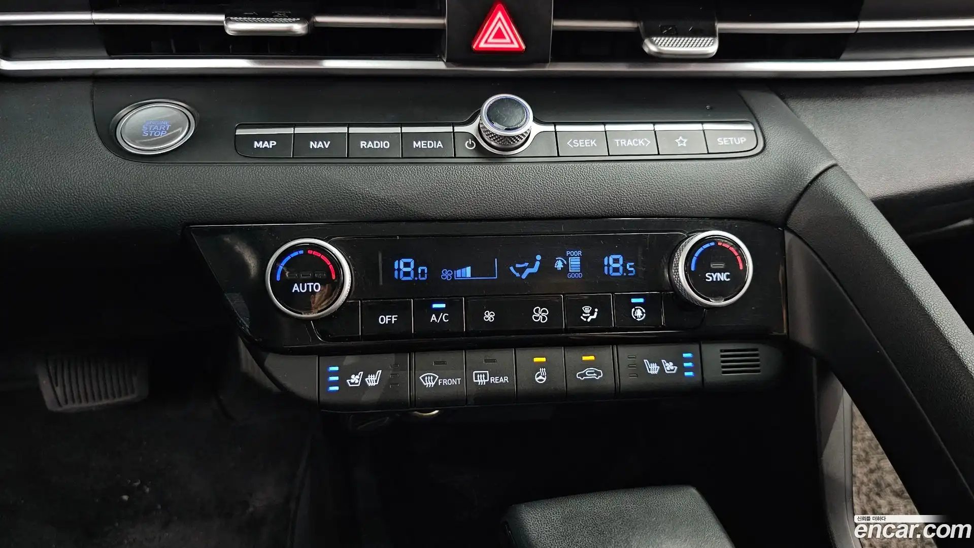 AVANTE Hyundai 2022.5-OPTION-041