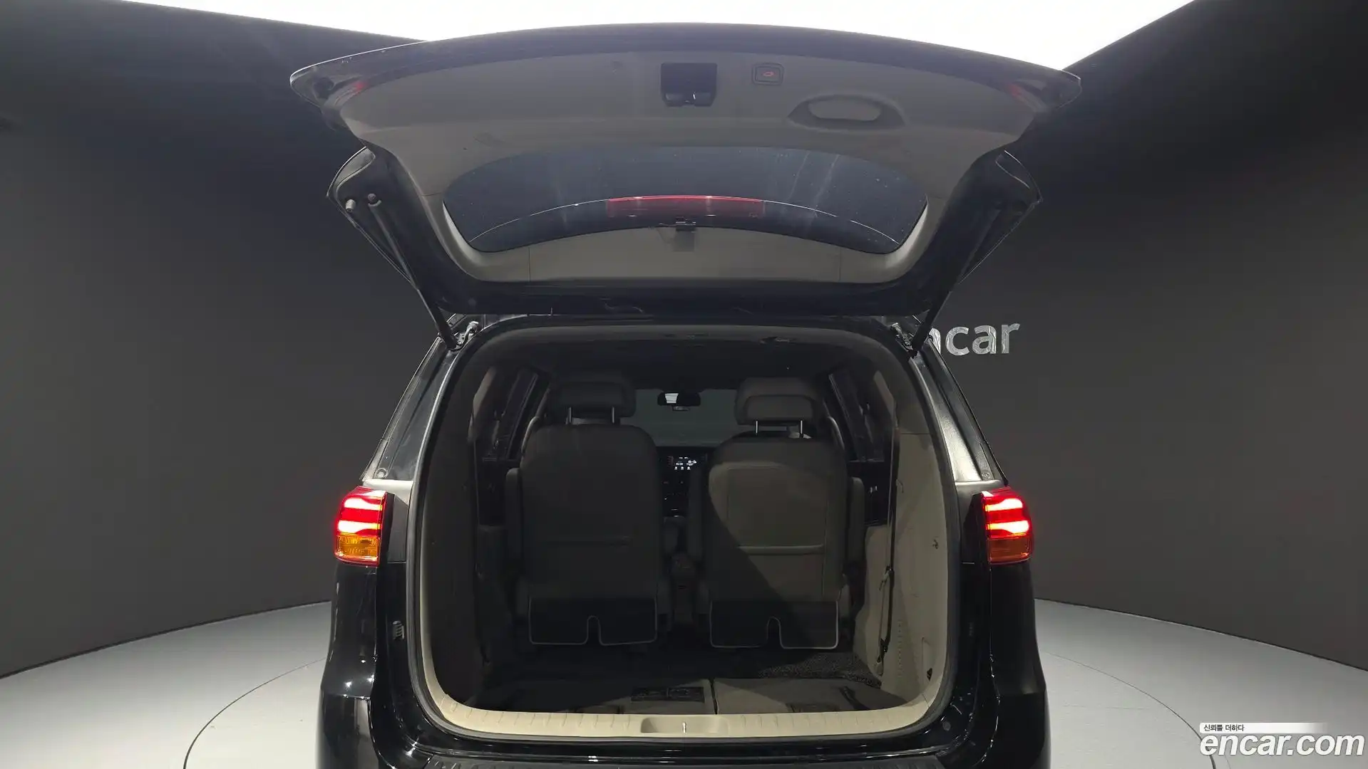 Canival Kia 2018.2-OPTION-024