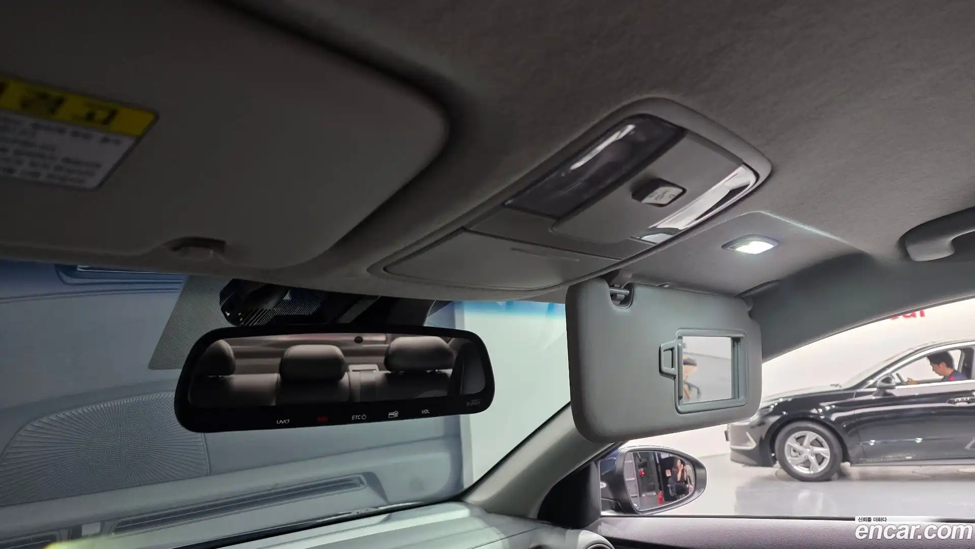 K3 Kia 2018.9-OPTION-024