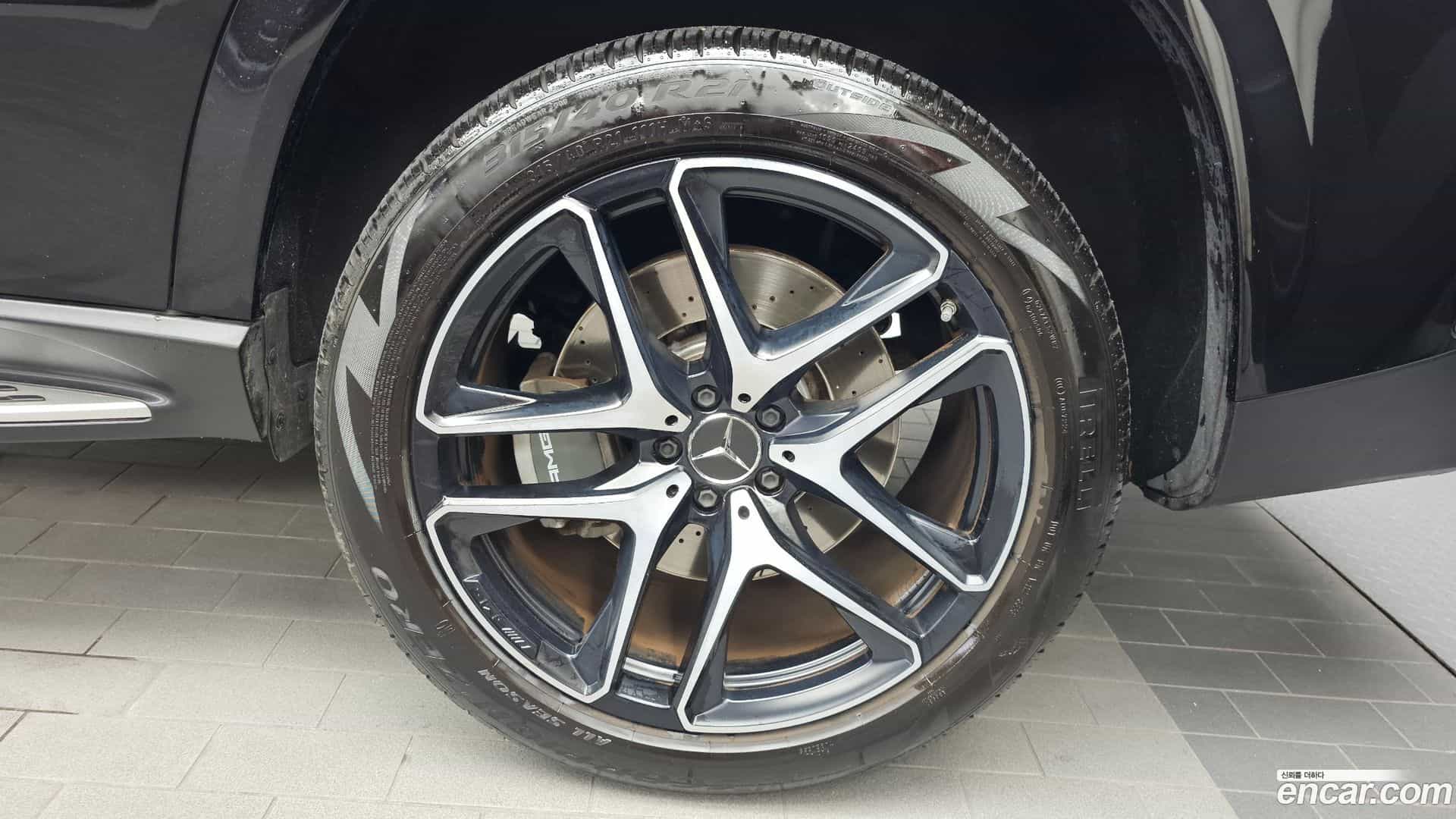GLE-Class Mercedes-Benz 2022.5-OUTER-005