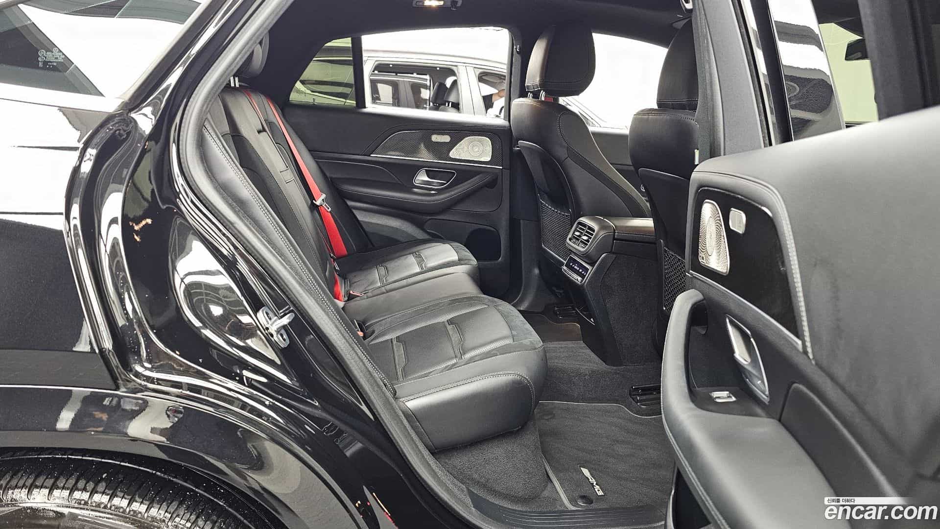 GLE-Class Mercedes-Benz 2022.5-OPTION-016