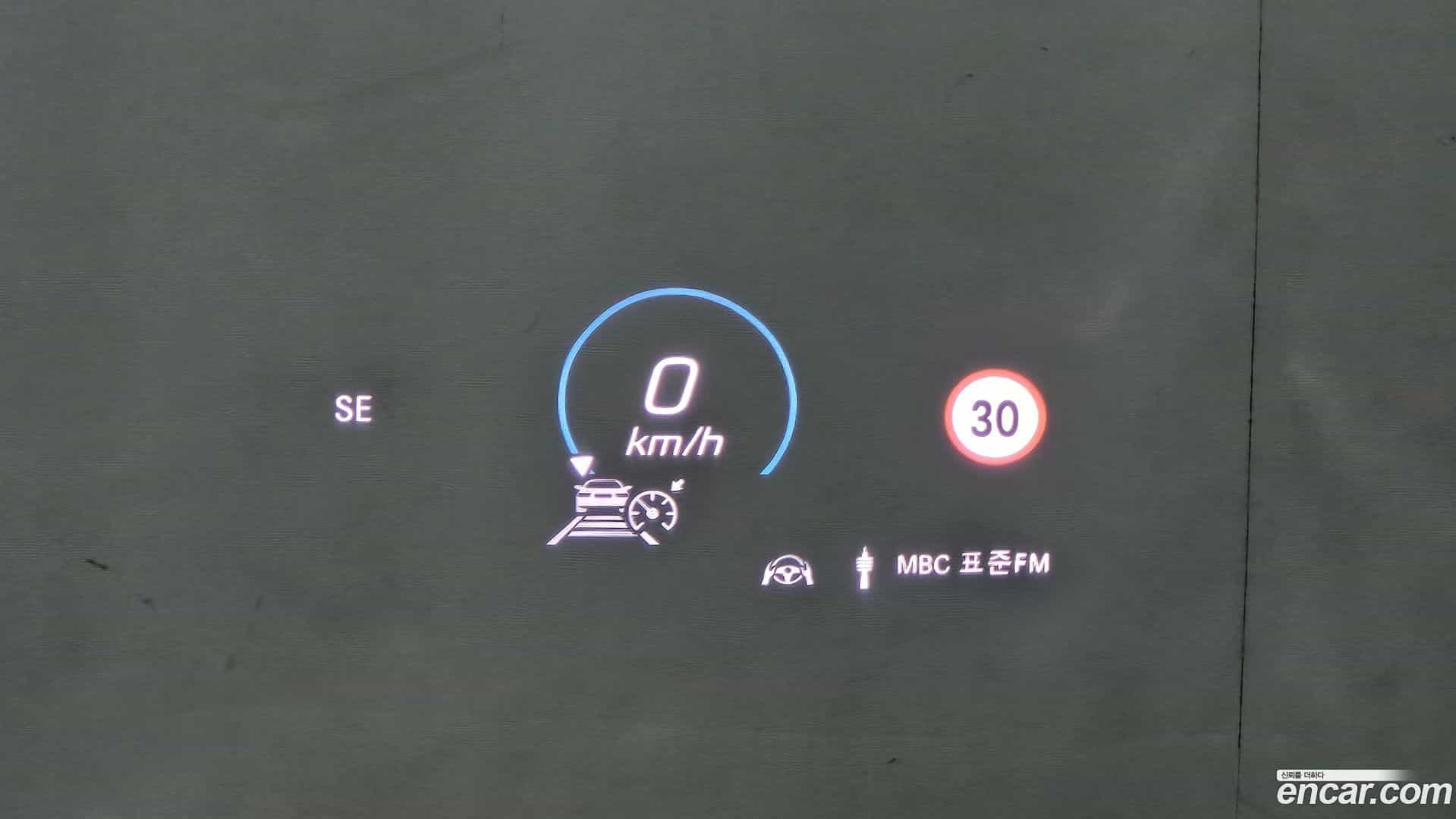 GLE-Class Mercedes-Benz 2022.5-OPTION-022