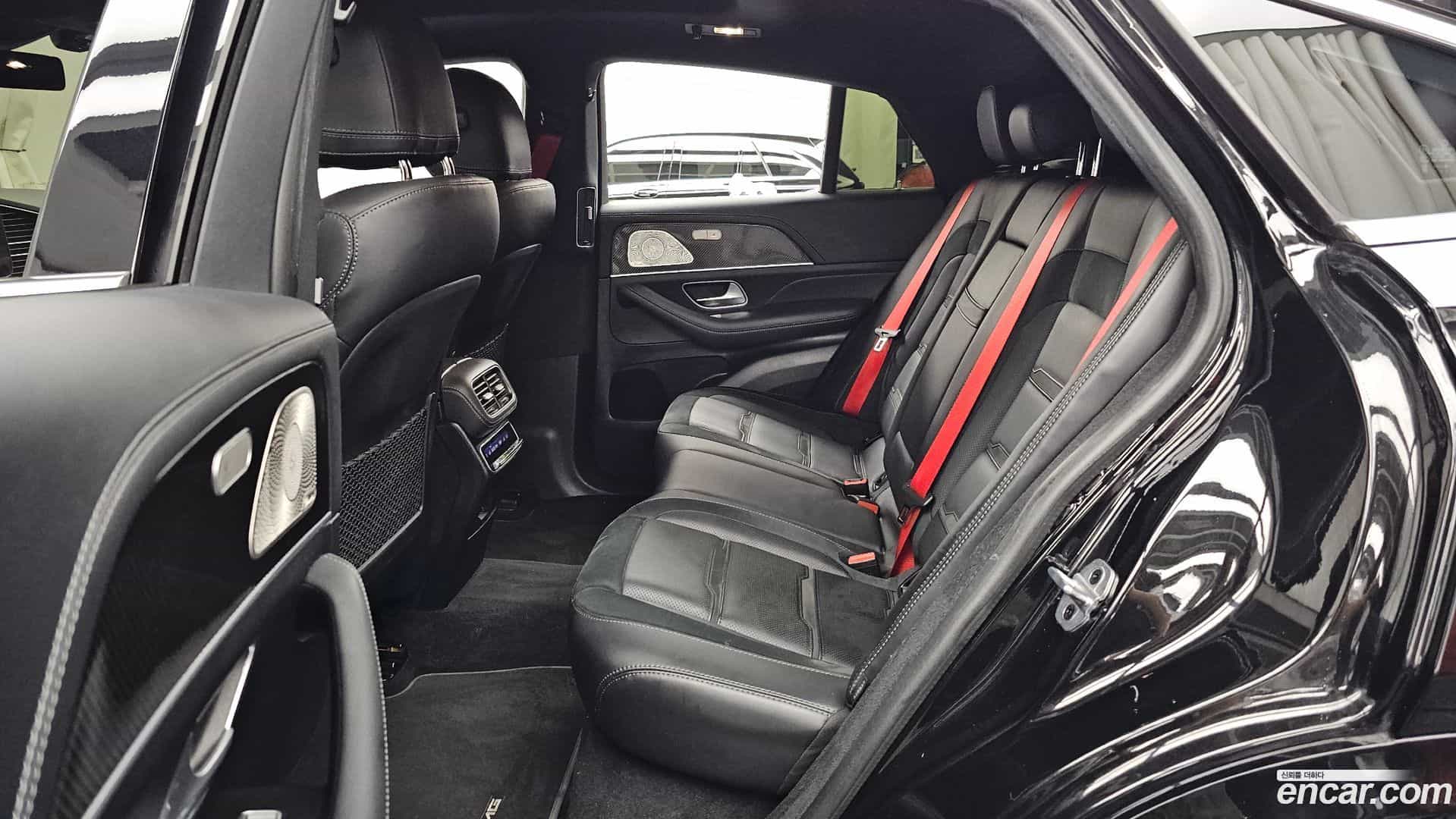 GLE-Class Mercedes-Benz 2022.5-INNER-036