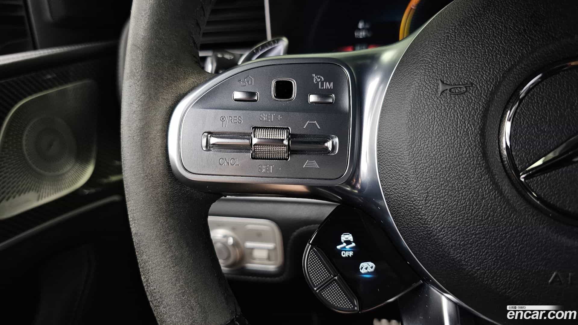 GLE-Class Mercedes-Benz 2022.5-OPTION-040