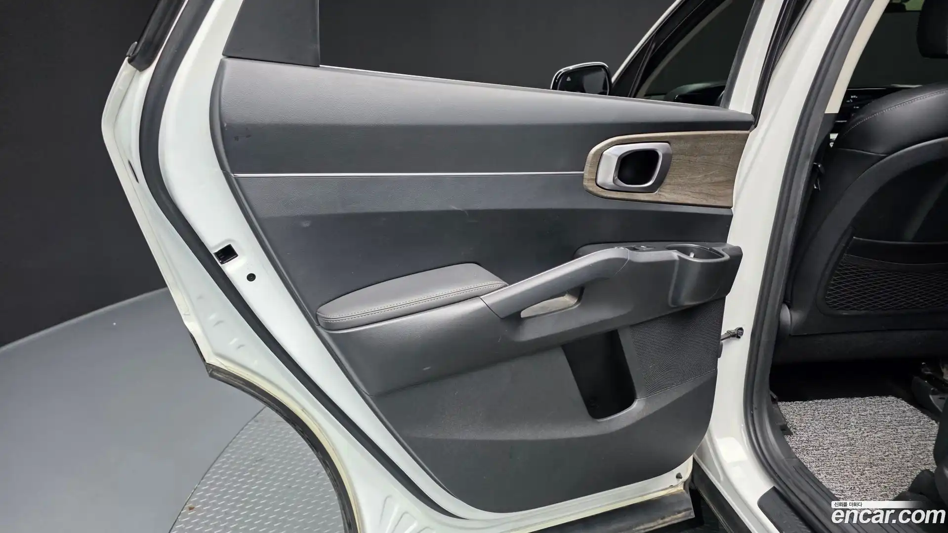 Sorento Kia 2020.6-INNER-035