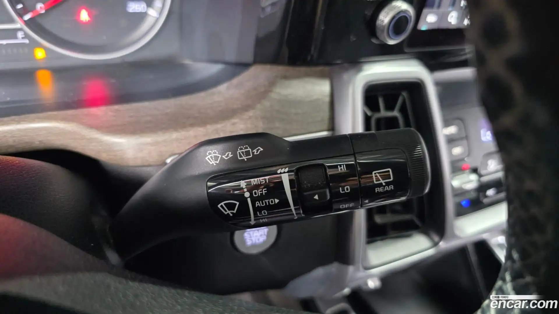 Sorento Kia 2020.6-OPTION-043