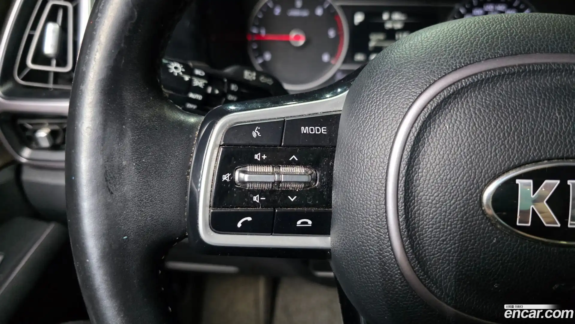 Sorento Kia 2020.6-OPTION-045