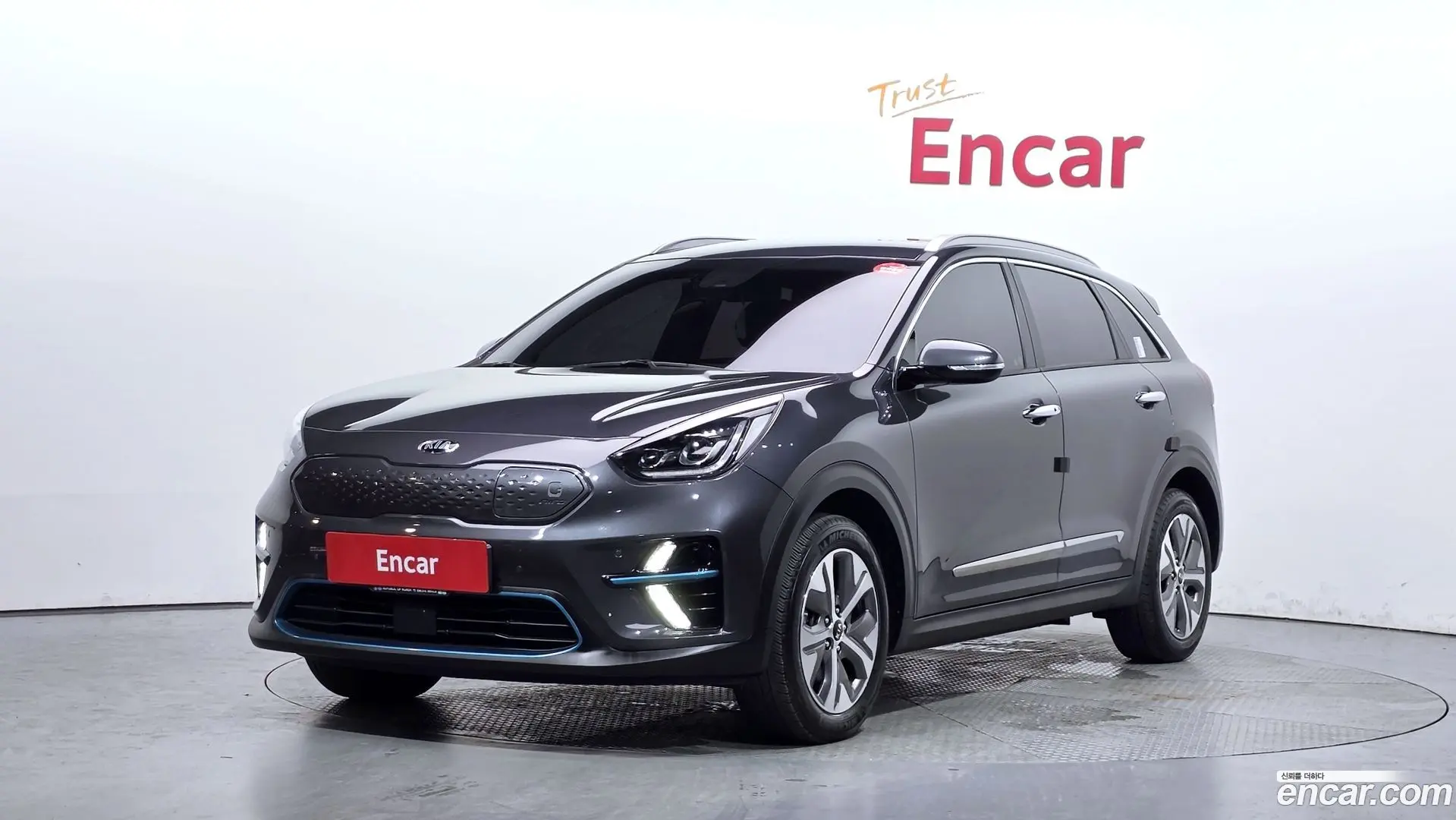 Main__Slider__Photo:Niro Kia 2020.3-0