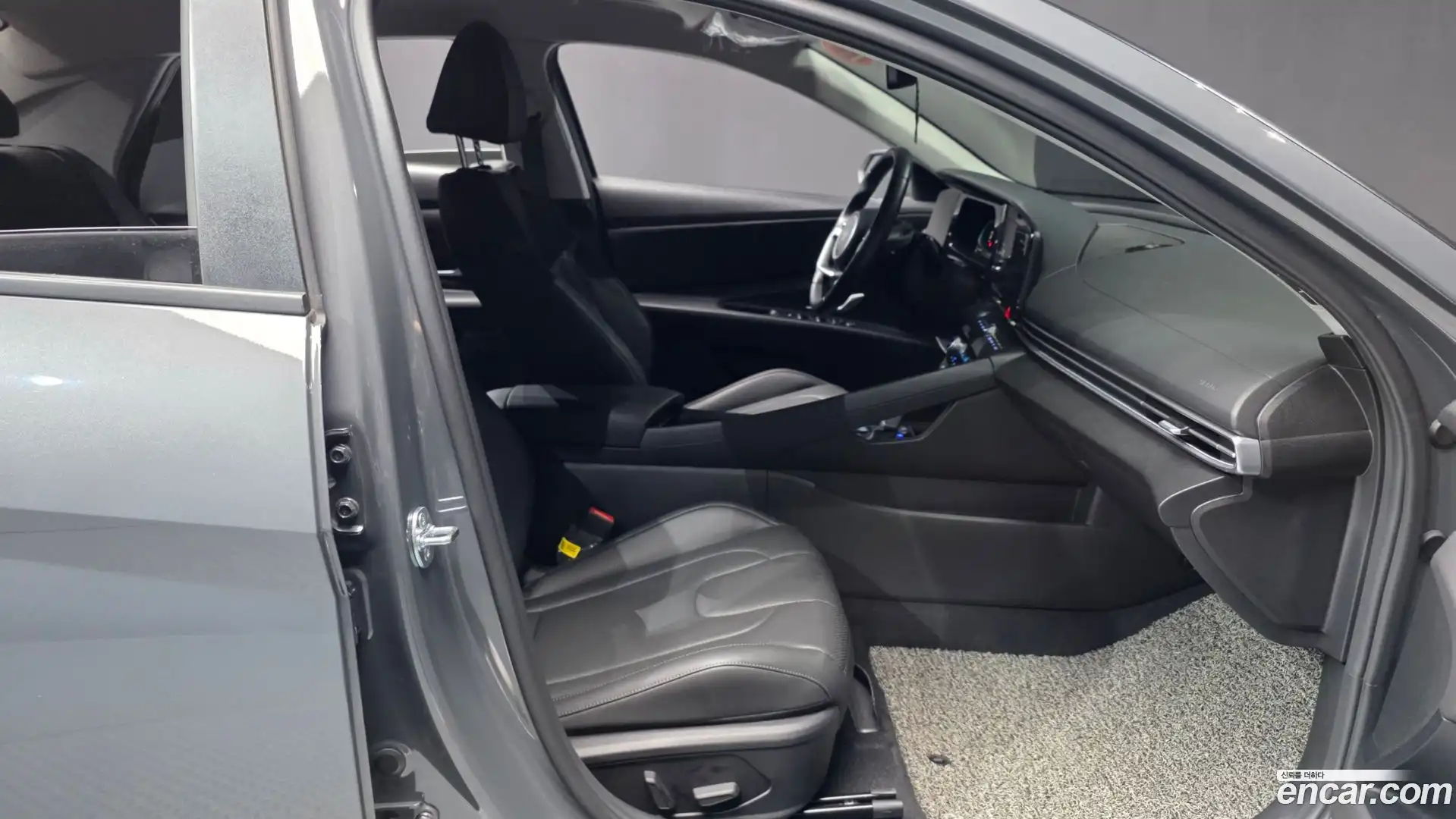 AVANTE Hyundai 2025.7-OPTION-015