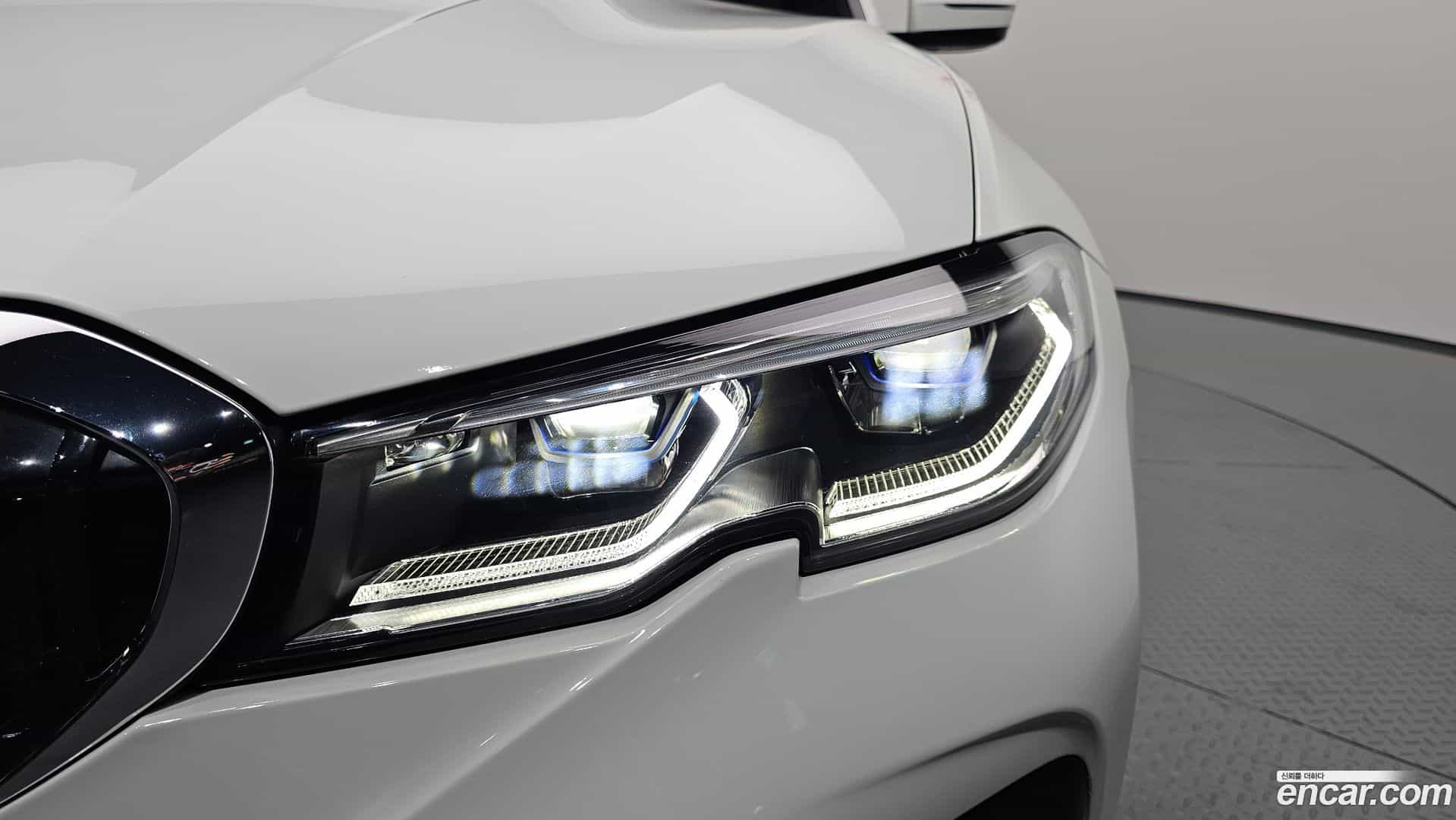 3-Series BMW 2020.6-OUTER-032