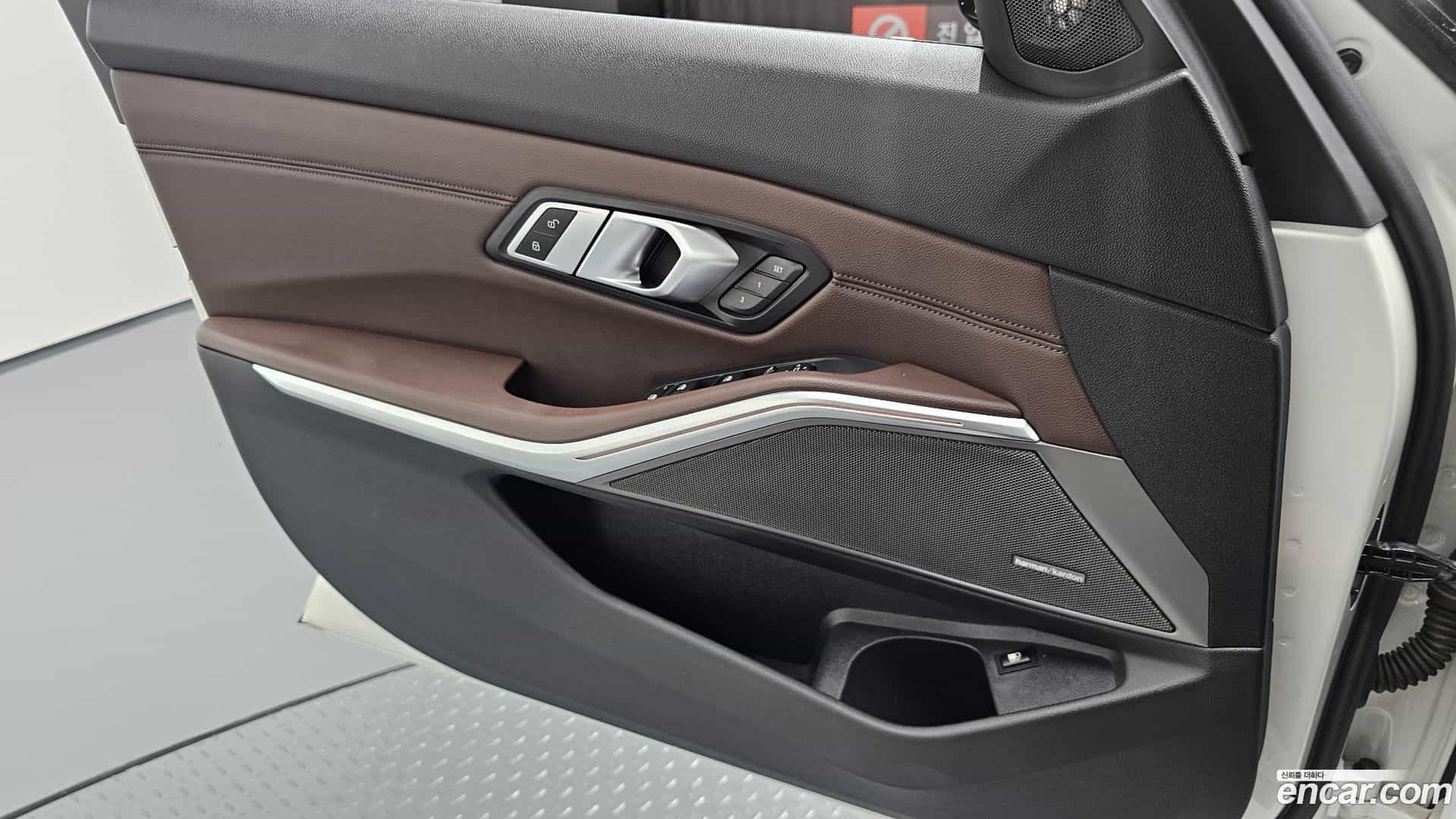 3-Series BMW 2020.6-INNER-034