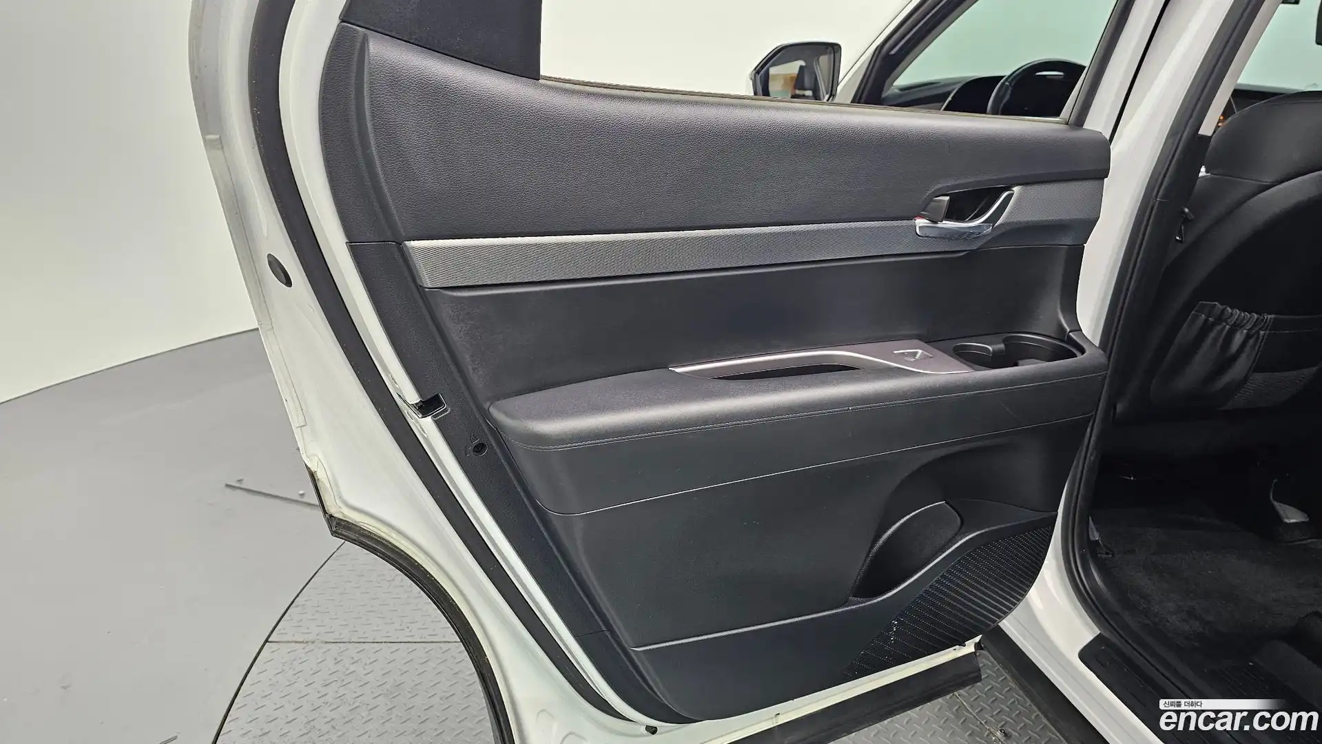 Palisade Hyundai 2021.0-INNER-035
