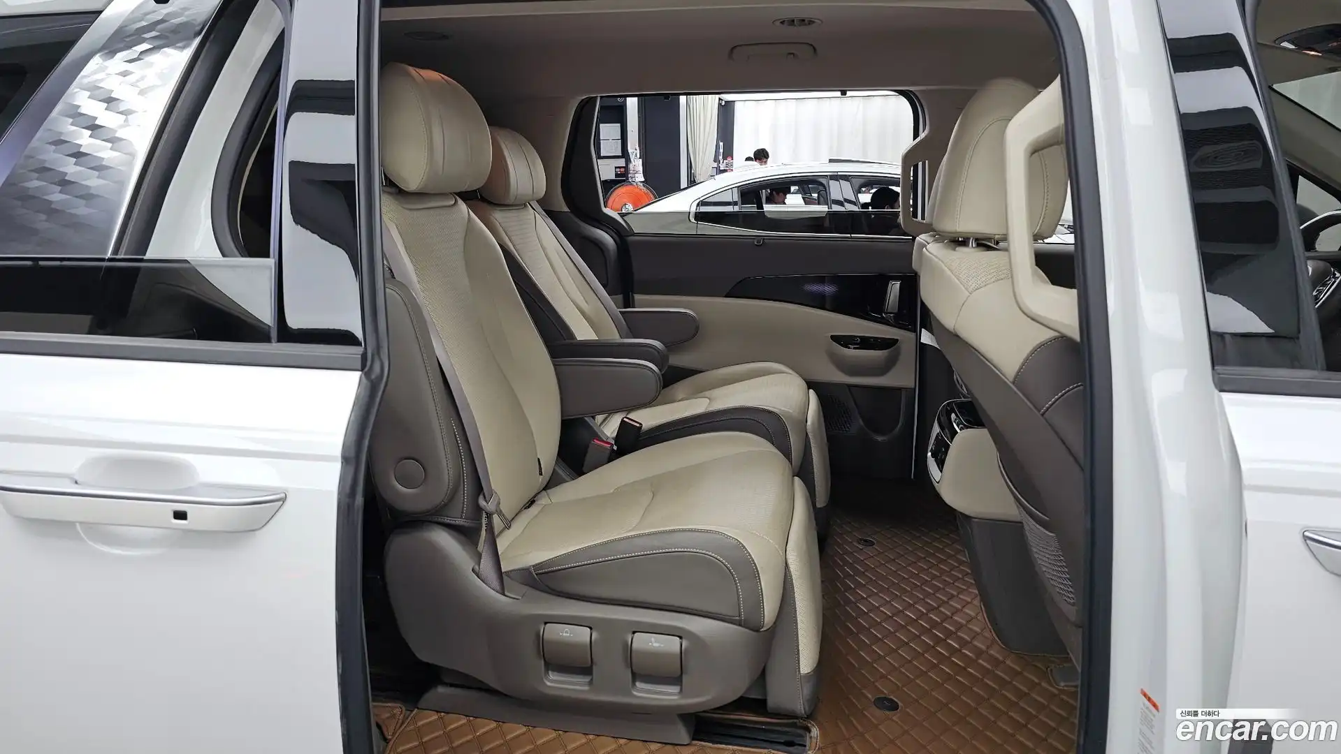 Canival Kia 2021.5-OPTION-016