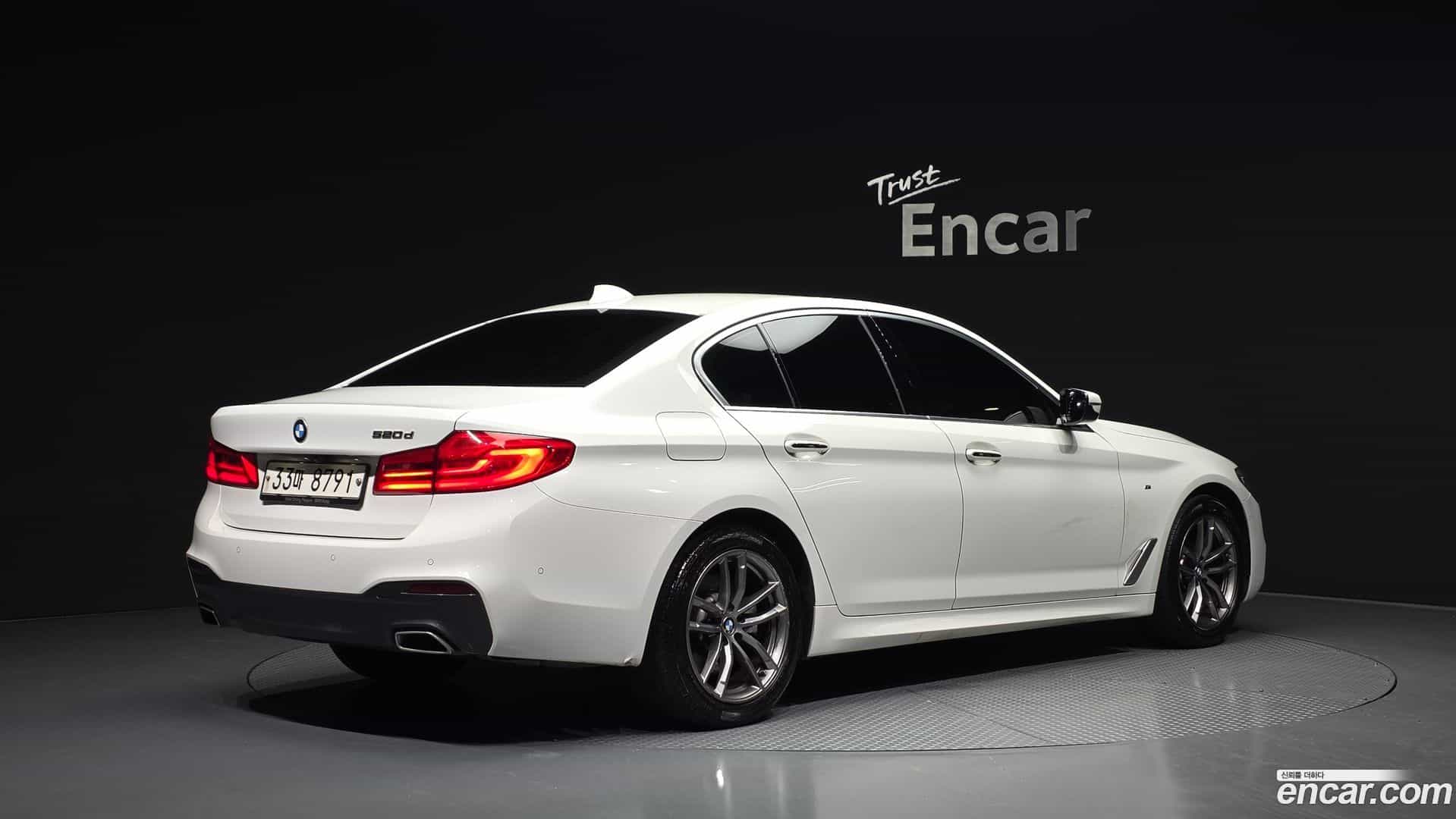5-Series BMW 2017.10-OUTER-002