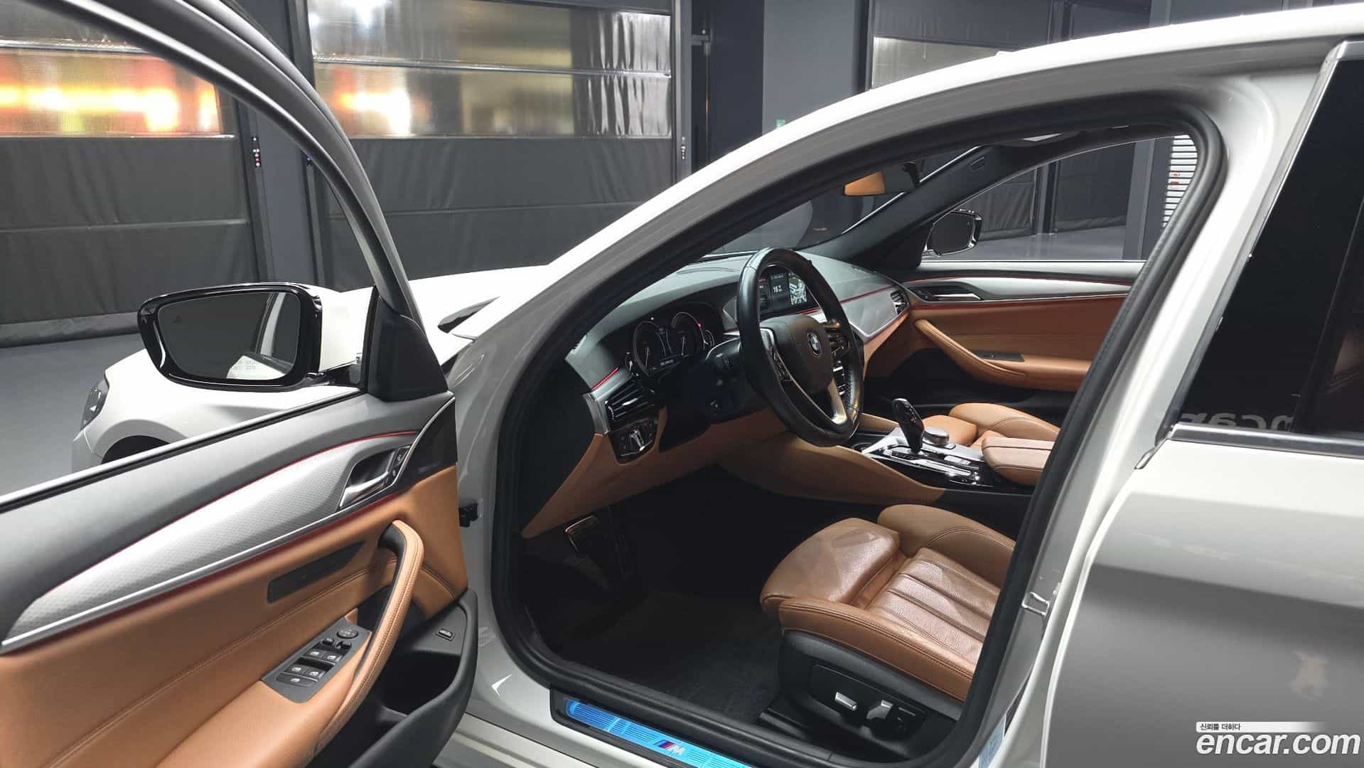 5-Series BMW 2017.10-INNER-010