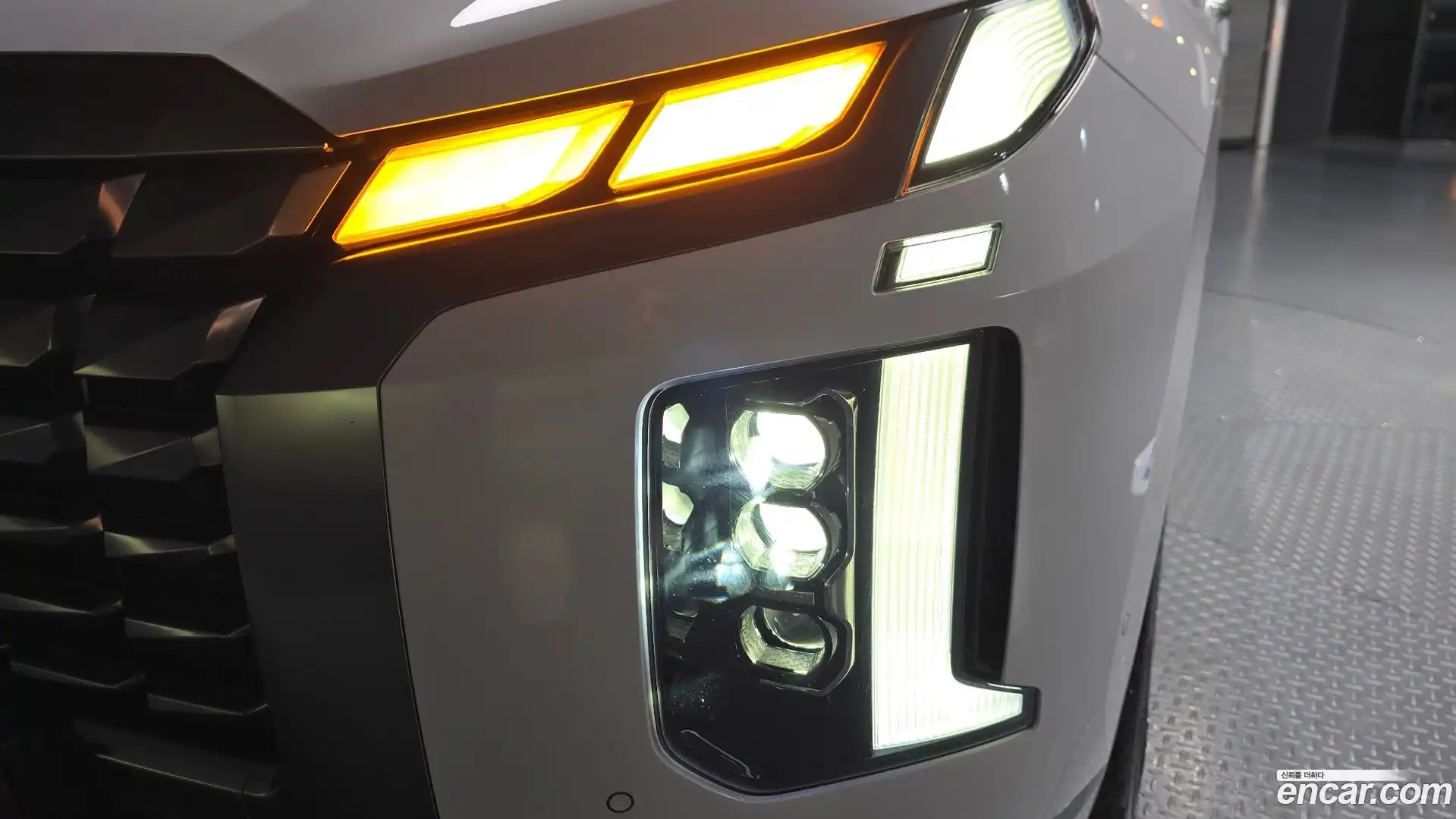 Palisade Hyundai 2023.4-OUTER-032