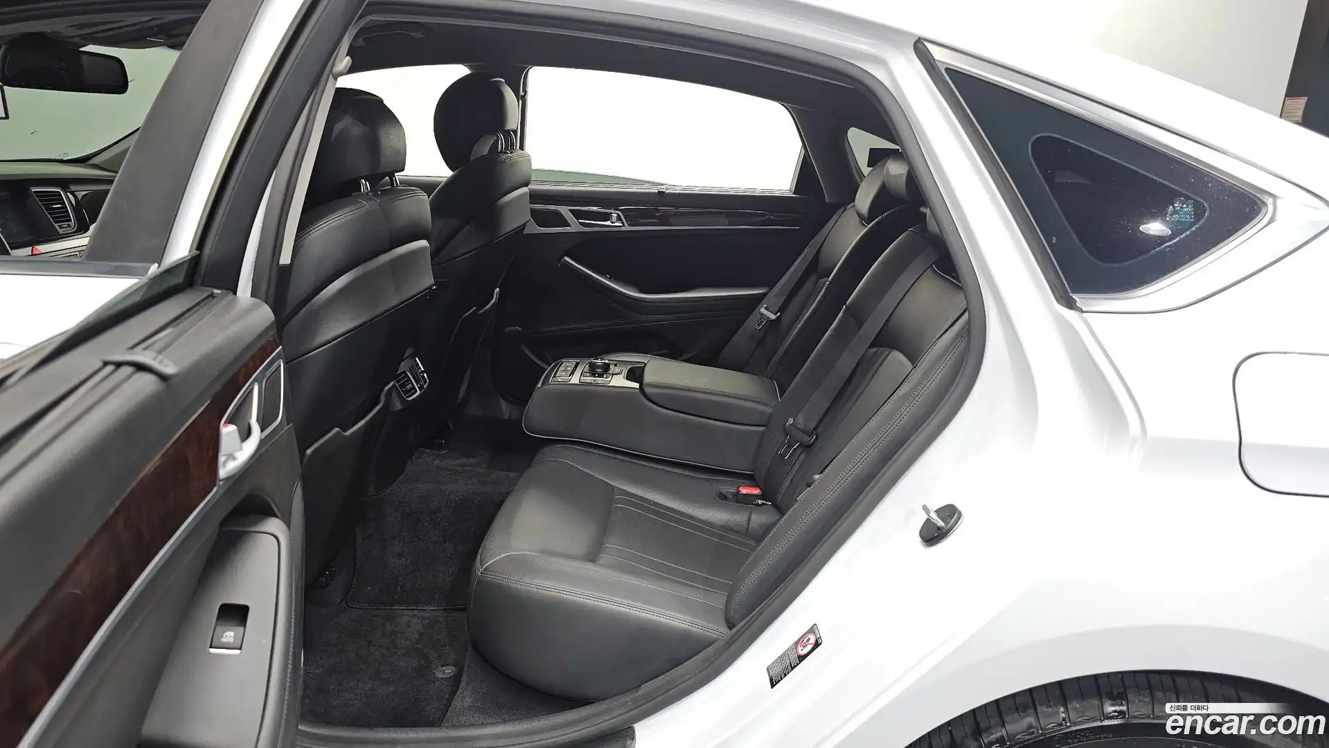 Genesis Hyundai 2016.4-OPTION-016