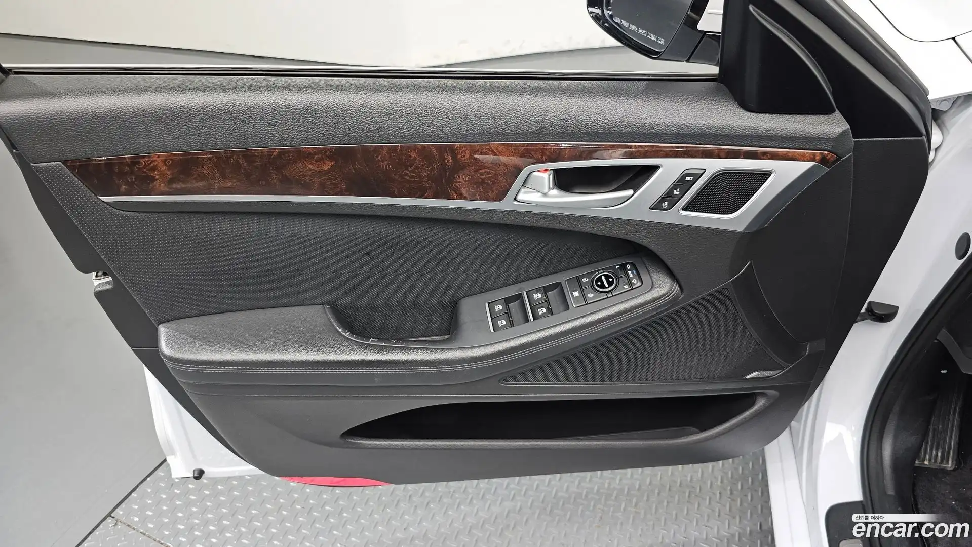 Genesis Hyundai 2016.4-INNER-034